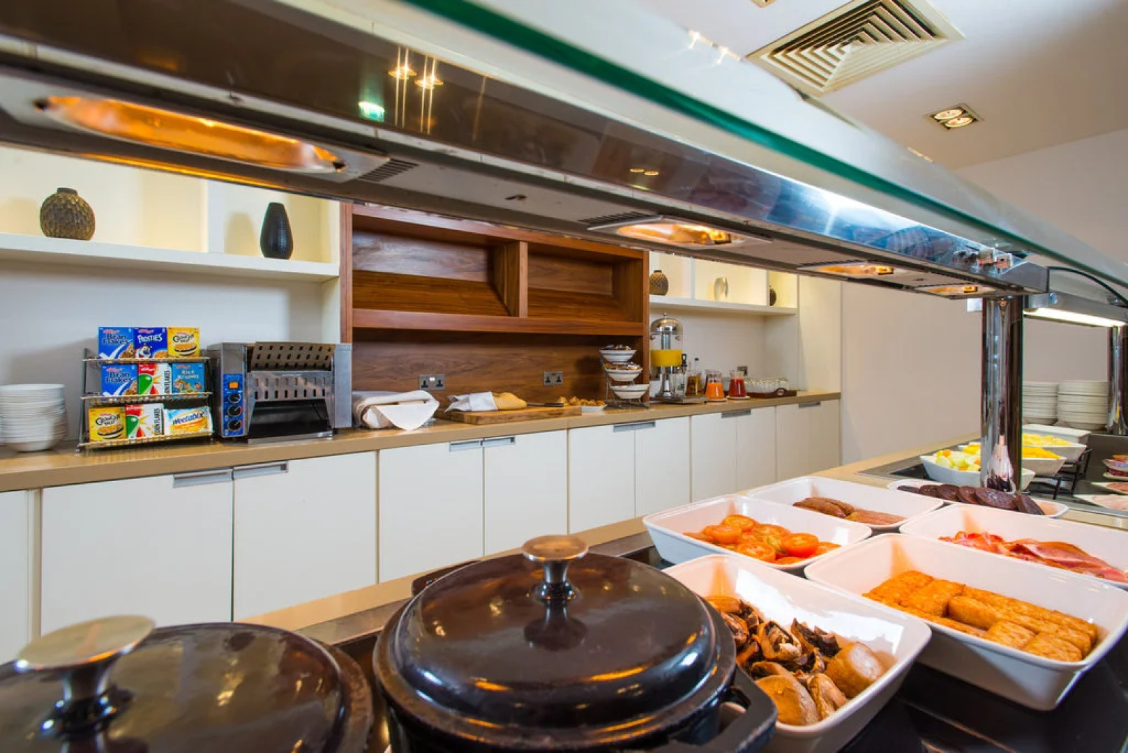 Holiday Inn Stevenage by IHG