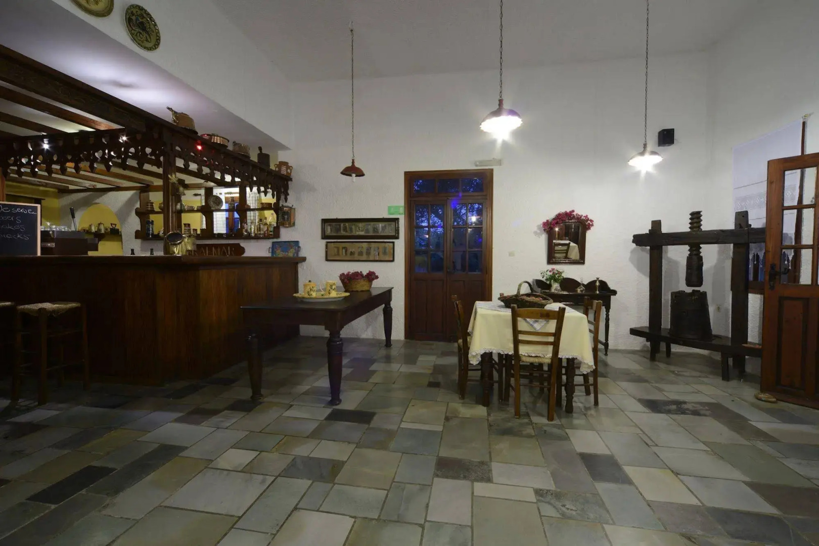 Vagia Traditional Hotel