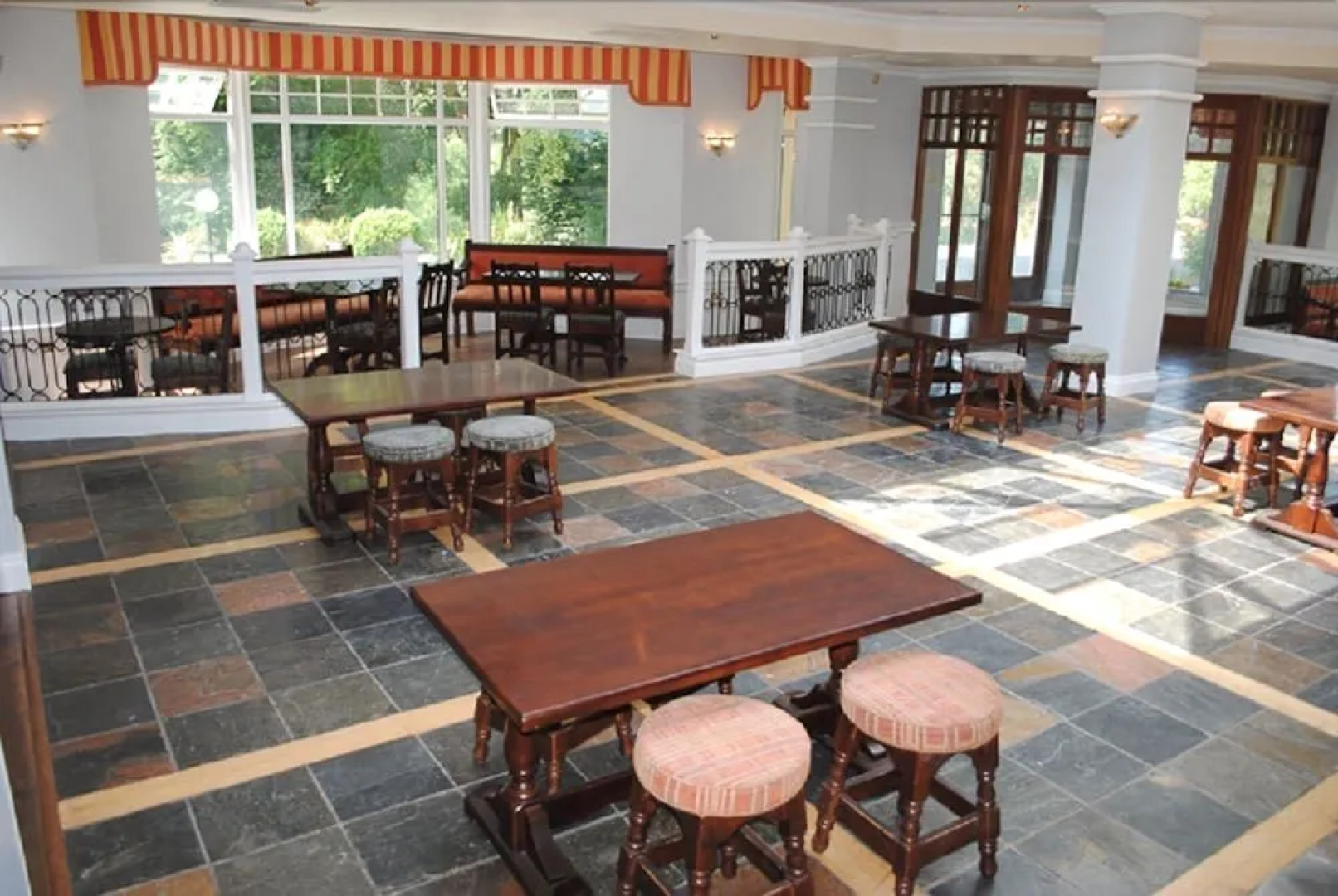 Greenway Manor Hotel