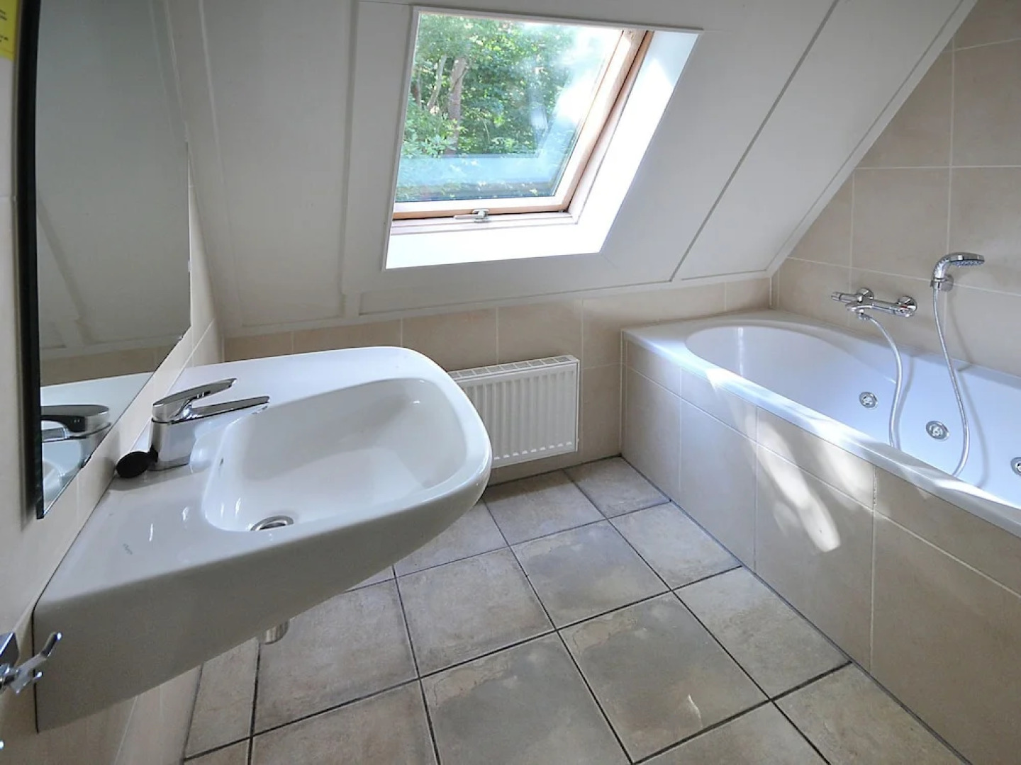 Comfortable Villa With Whirlpool, Close to a Golf Course