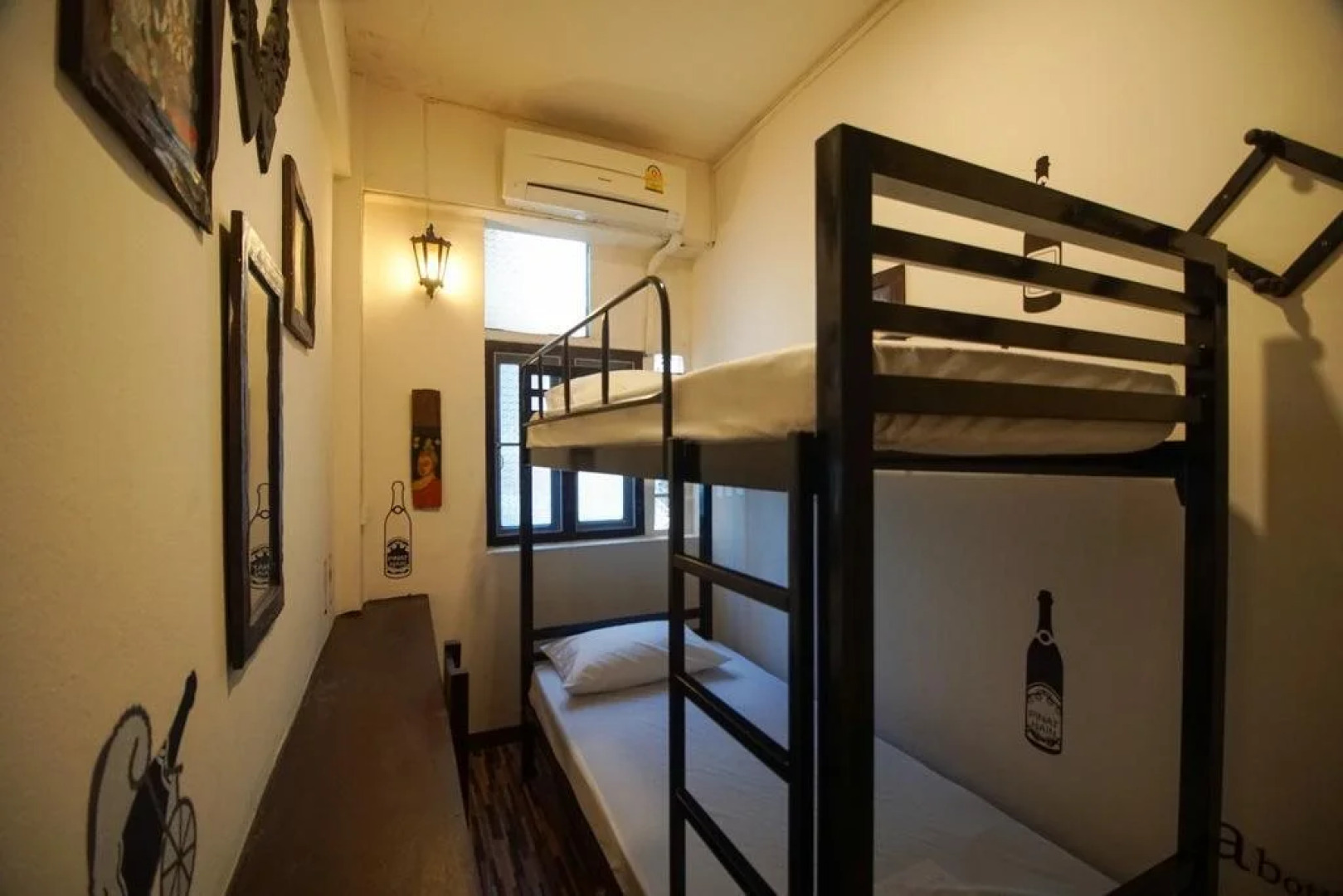 DMK Hostel Donmueang Airport