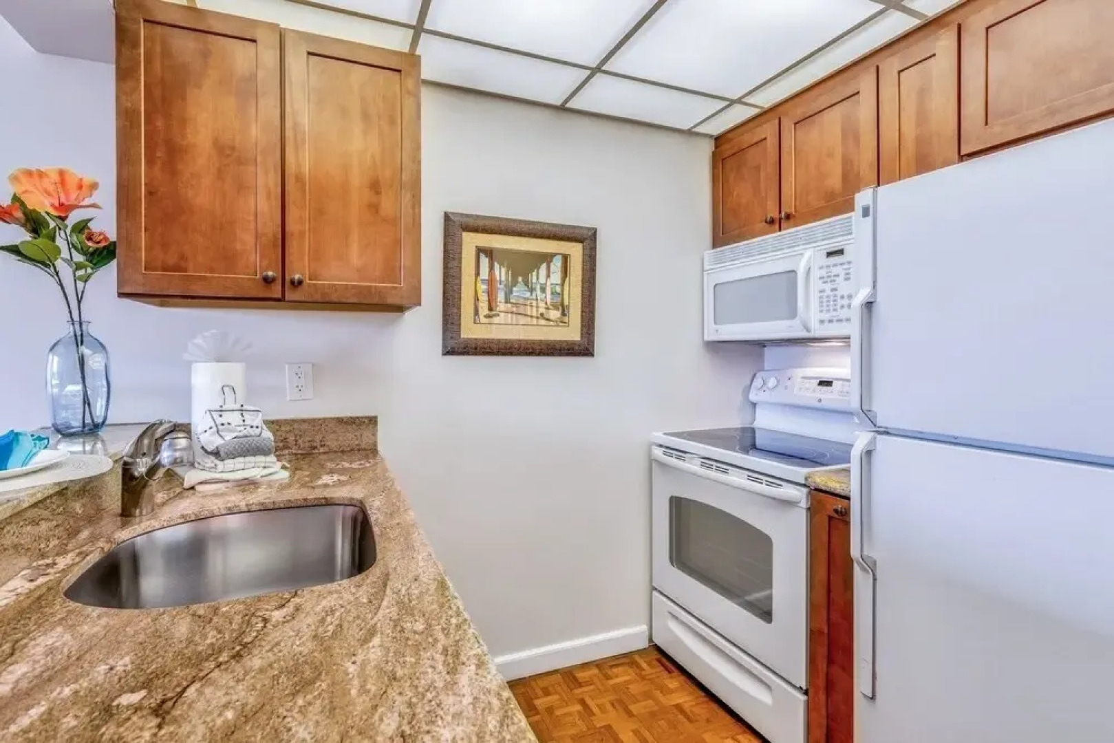 Whaler 6th Floor Oceanview Studio 0 Bedroom Condo by Redawning