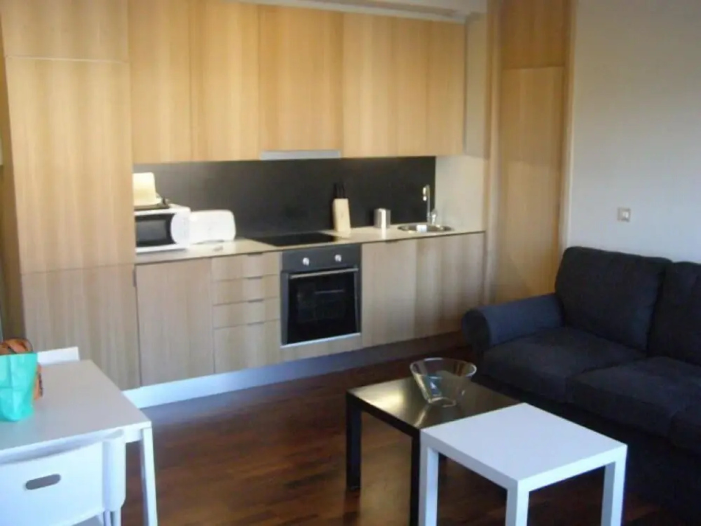 Offer of Wonderful sea Beach Apartment on the Paradisiac Island With Wifi