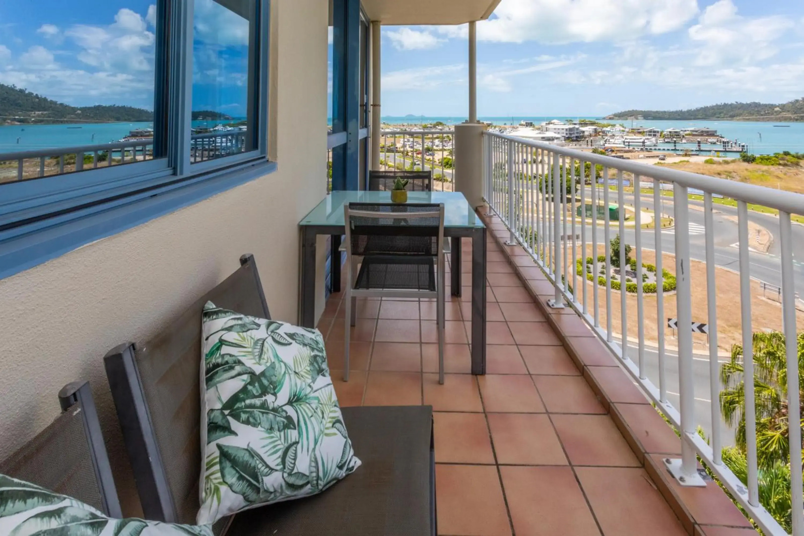 ☆Airliedise☆NO hills☆5min walk 2 Port of Airlie/Ferry terminal☆WiFi☆Netflix