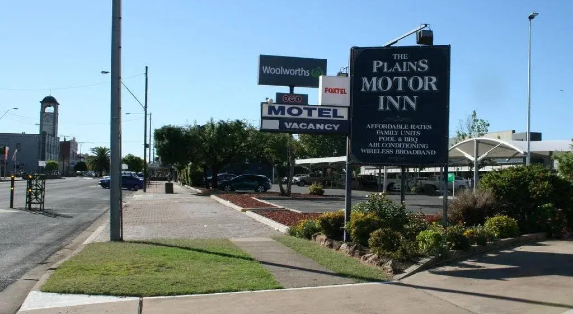 The Plains Motor Inn