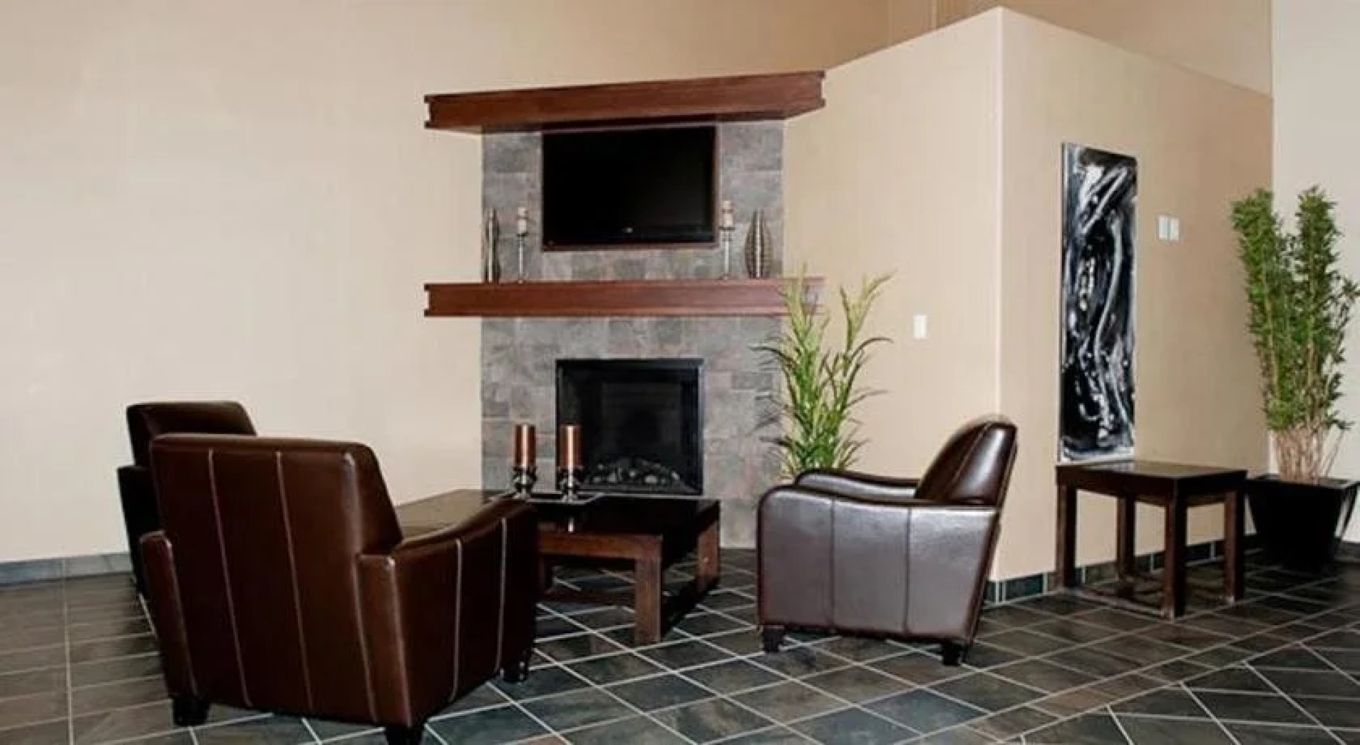 Paradise Inn & Suites Valleyview