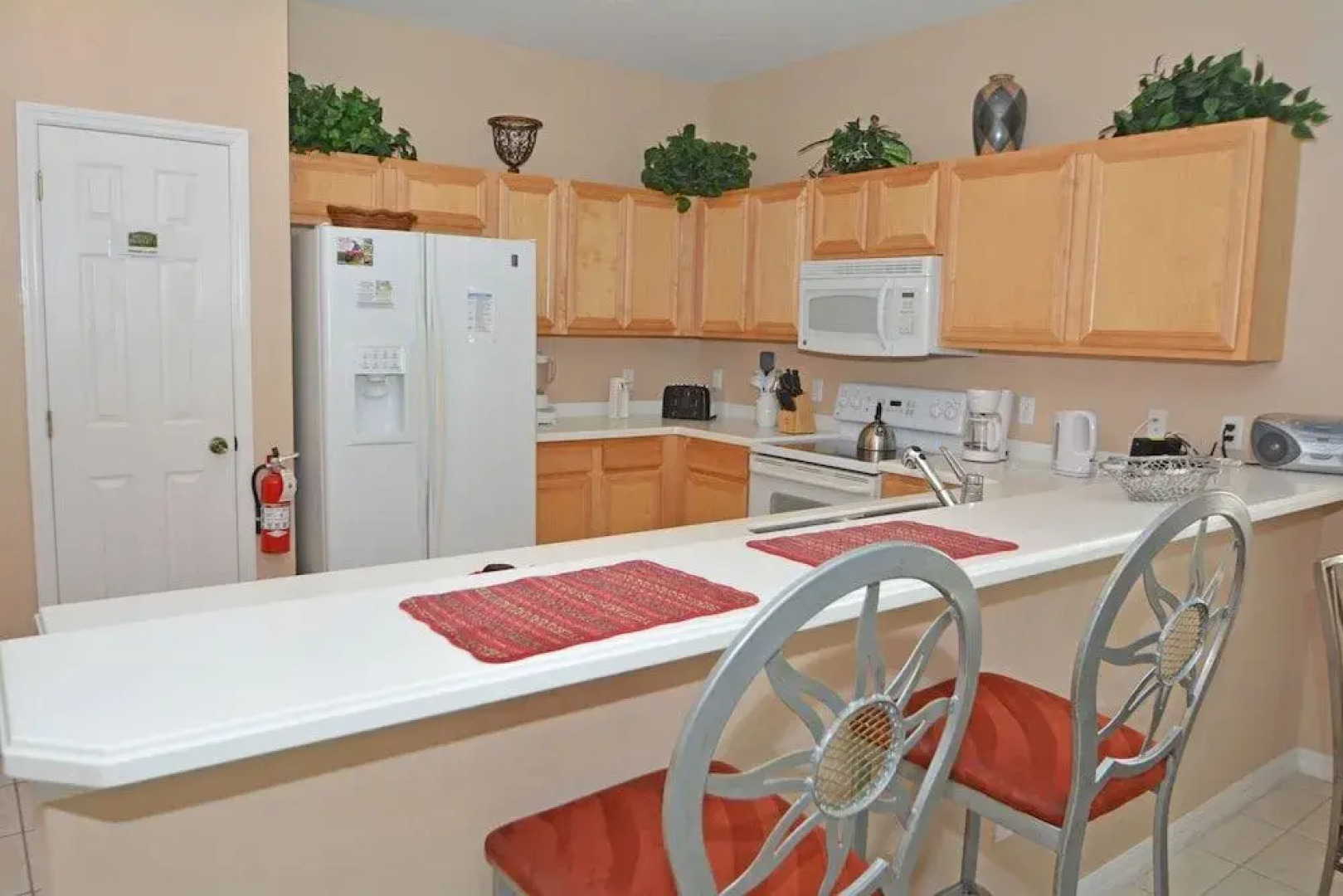 454HC Four Winds 4 Br villa by RedAwning