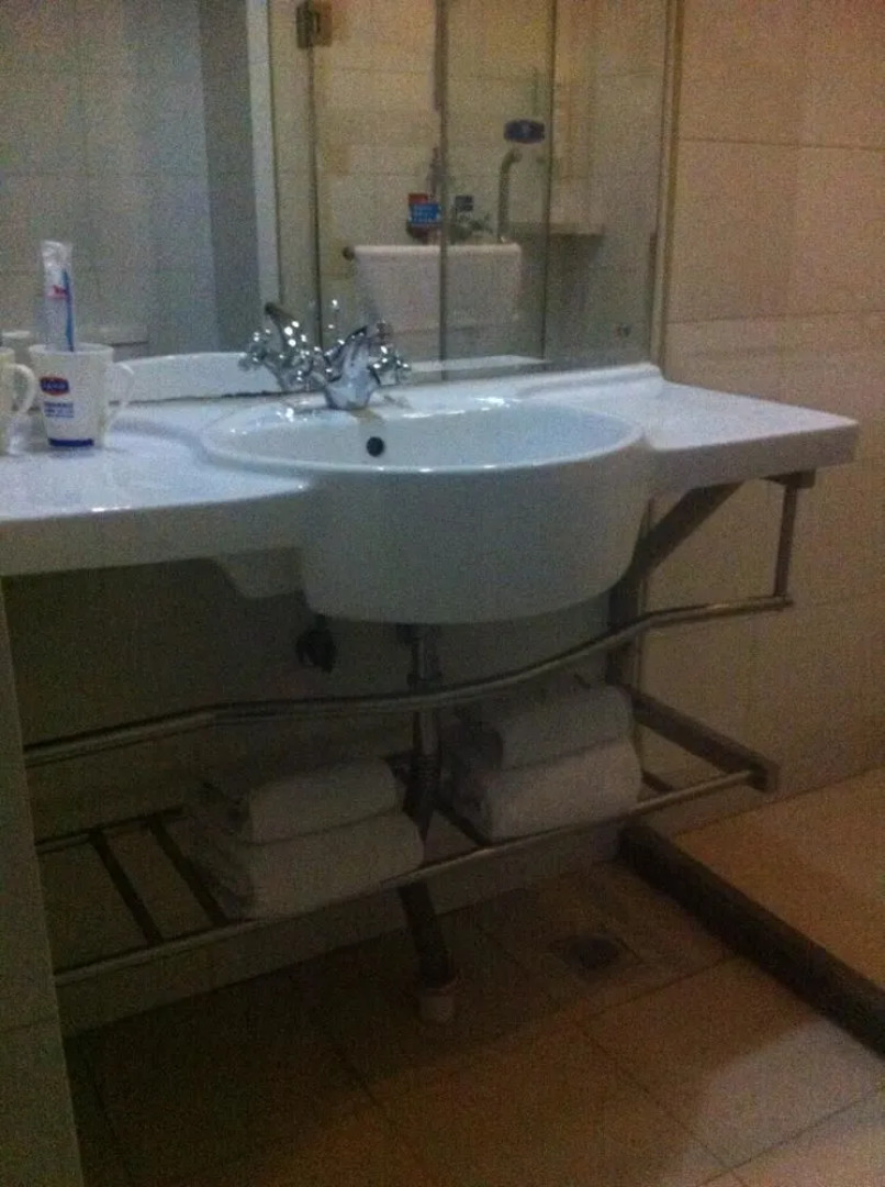 Hanting Hotel (Binzhou Zhongbai Building)