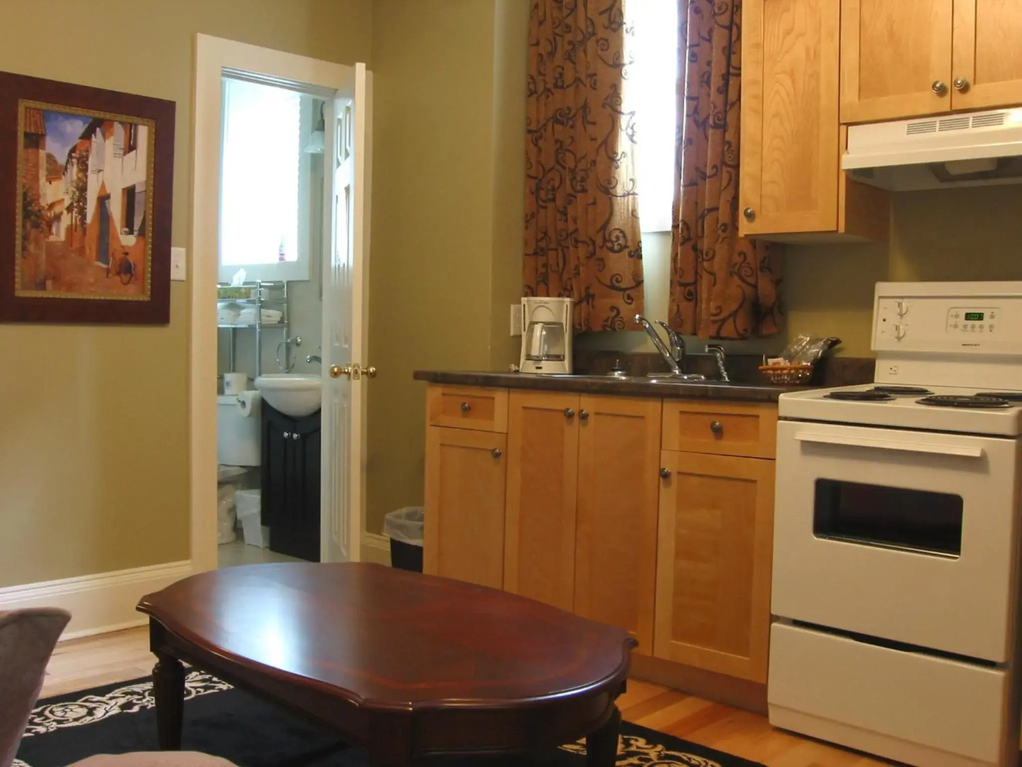 Spanish Bay Inn, CANADA