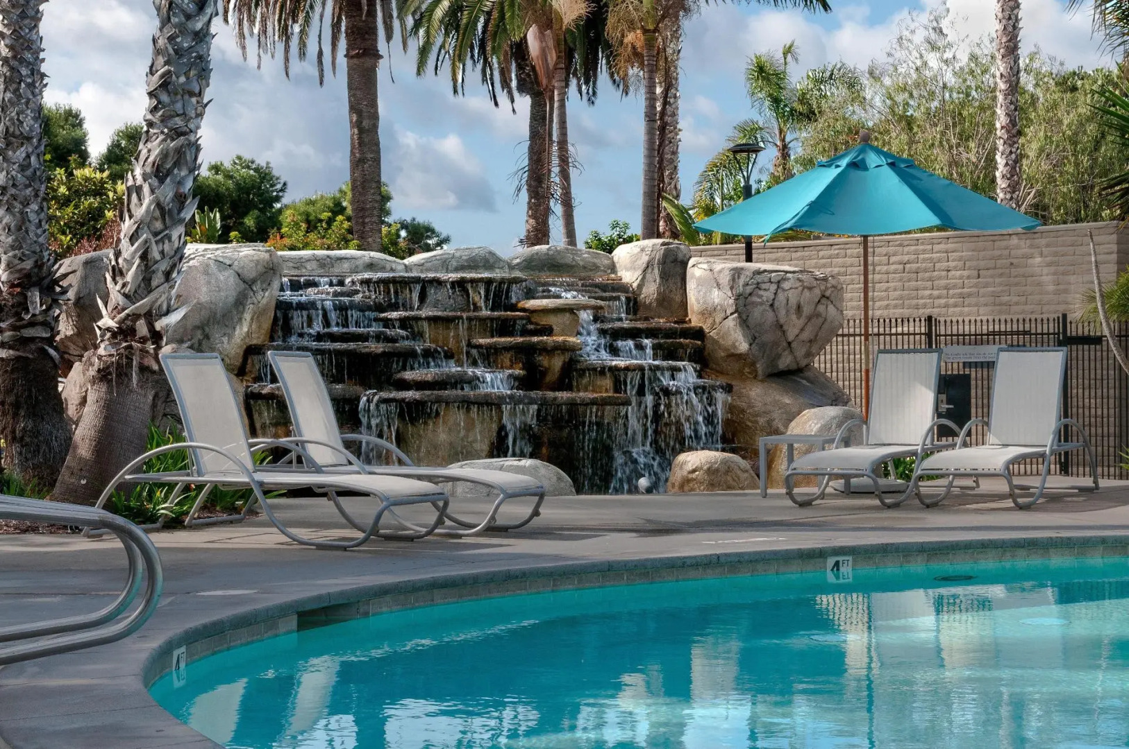 Paradise Point Resort & Spa