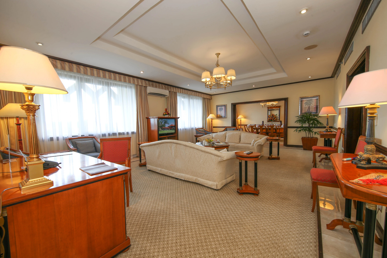 Отель Dar Es Salaam Serena