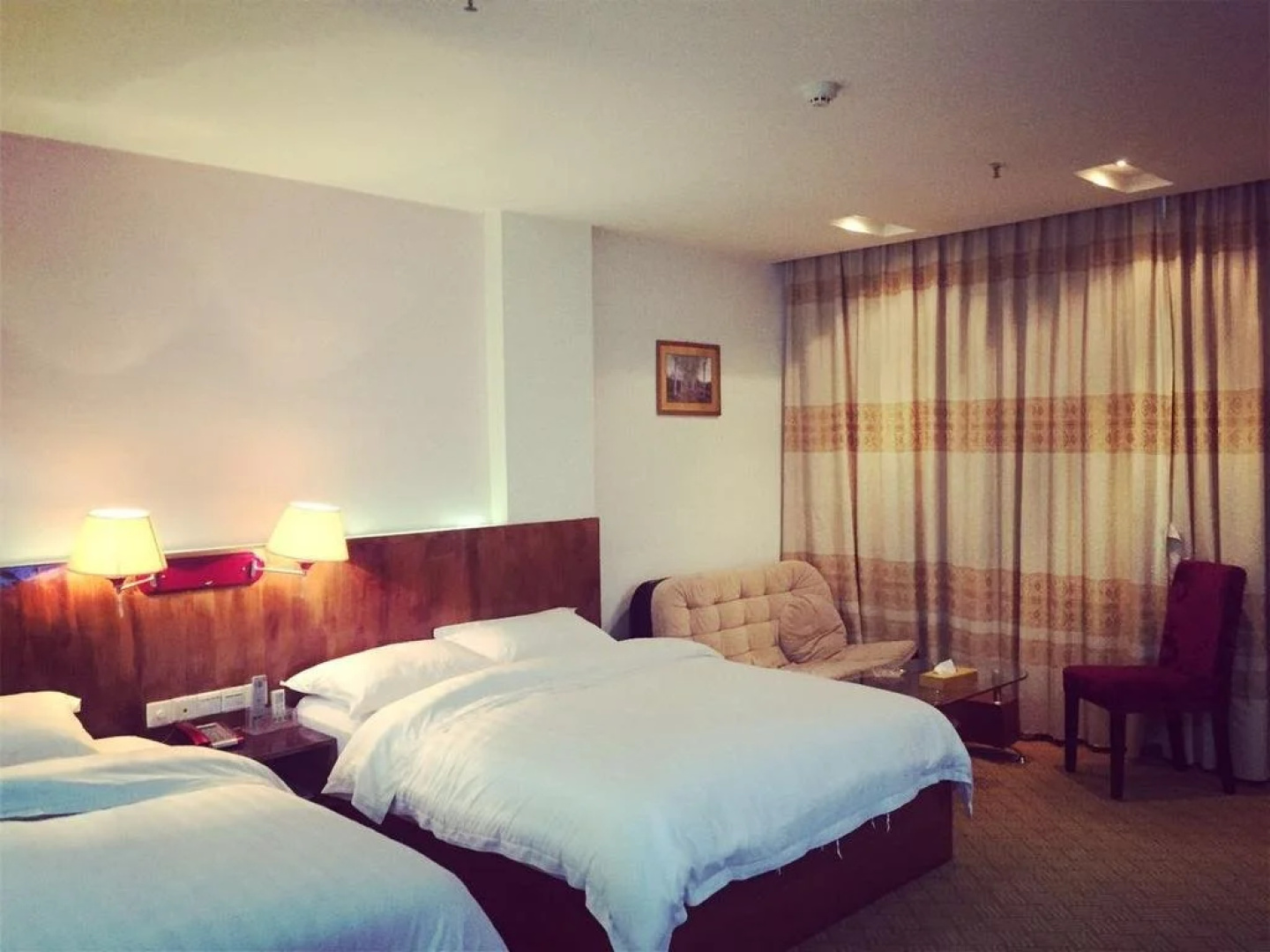 Jinjiang Business Hotel