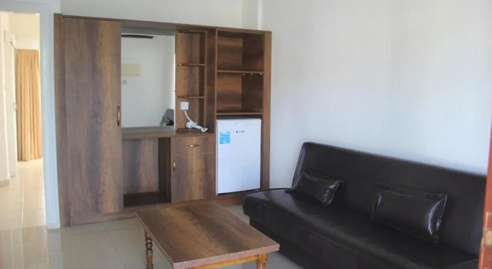 Yeldener Crystal Rocks