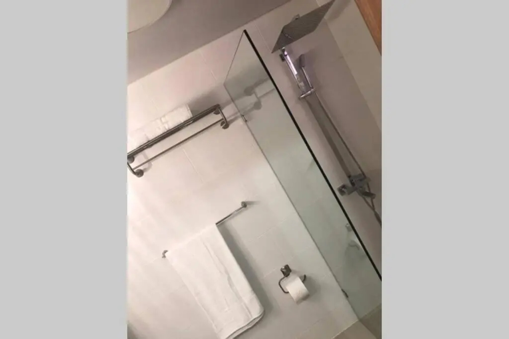 Torre Real IV L3 Santiago DR con cocinero para desayuno