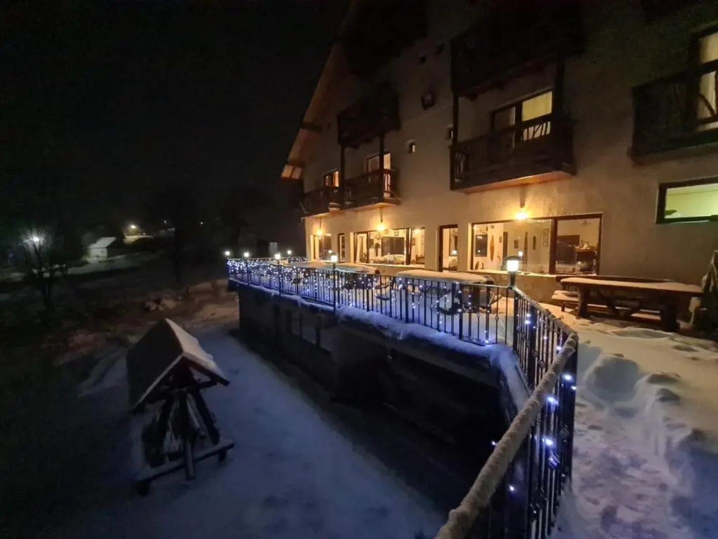 Pensiunea Ursul Carcotas