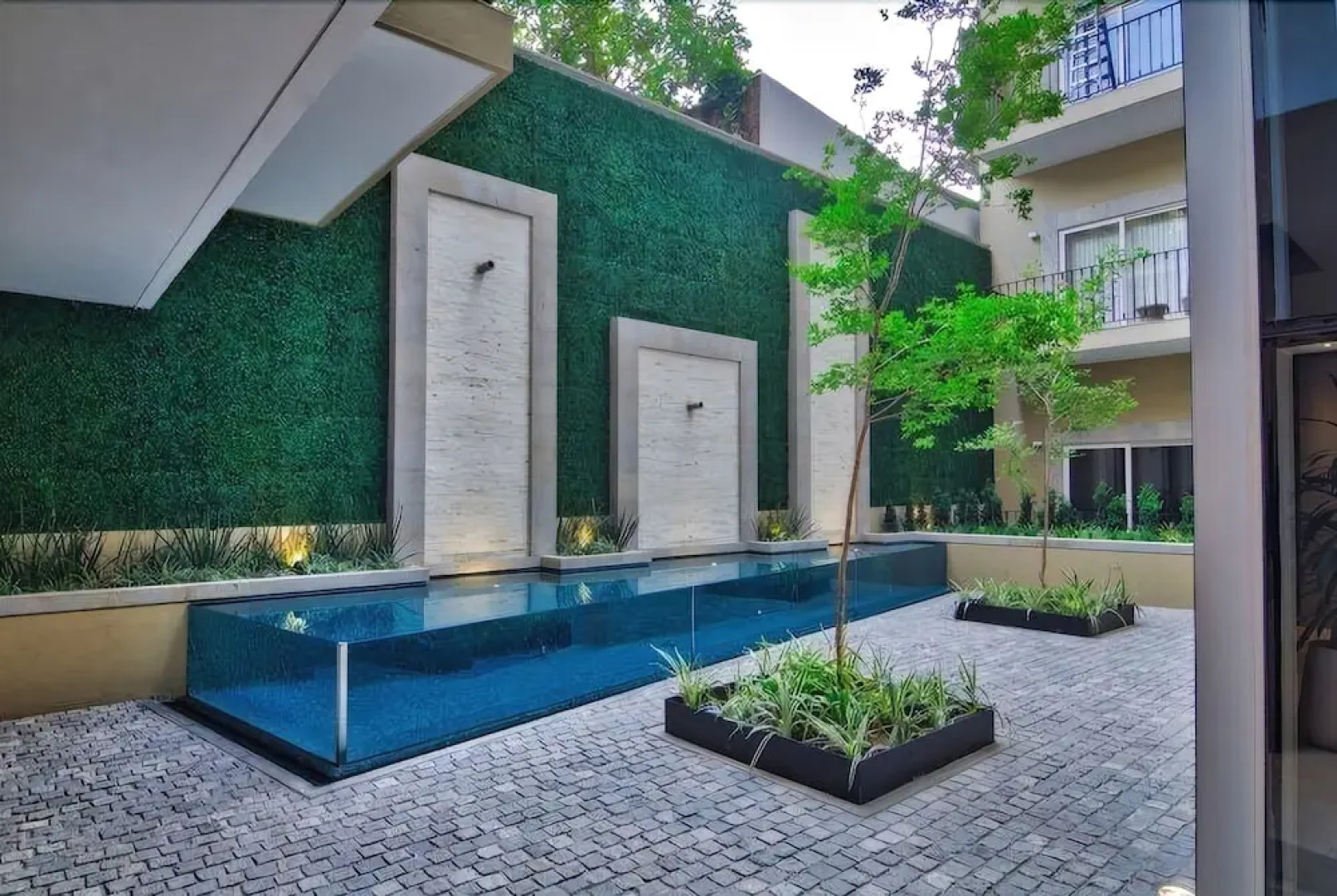 Romantic Zone Zenith Studio