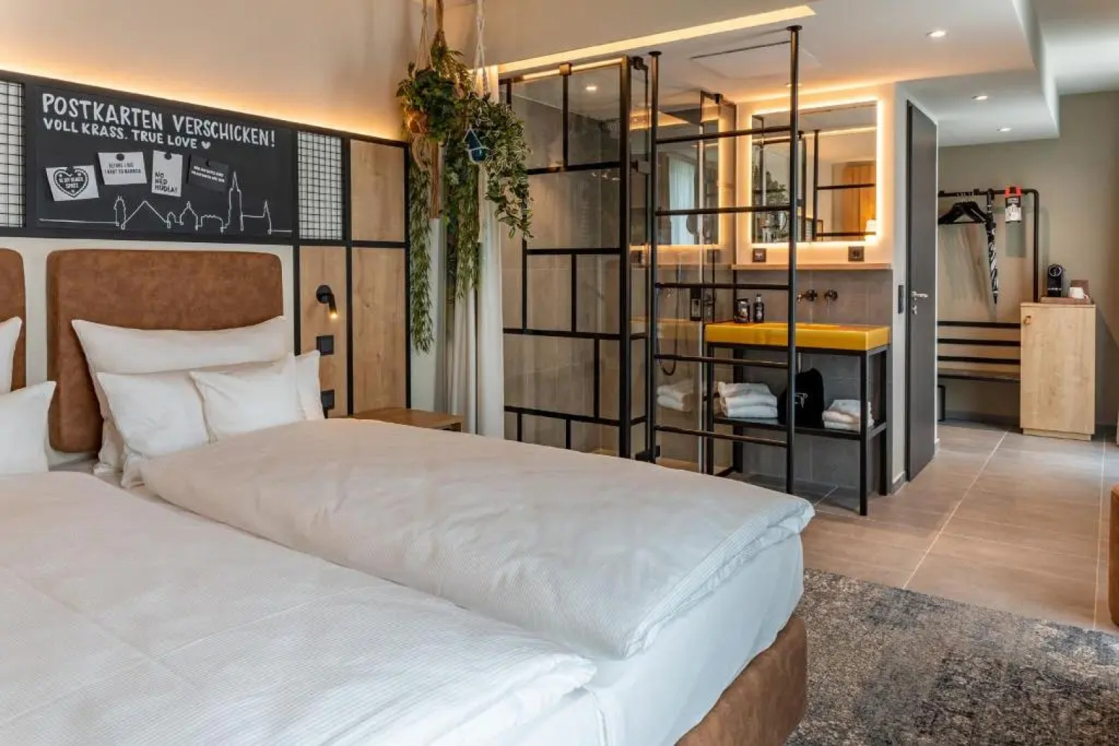 Me and All Hotel ulm, by Hyatt