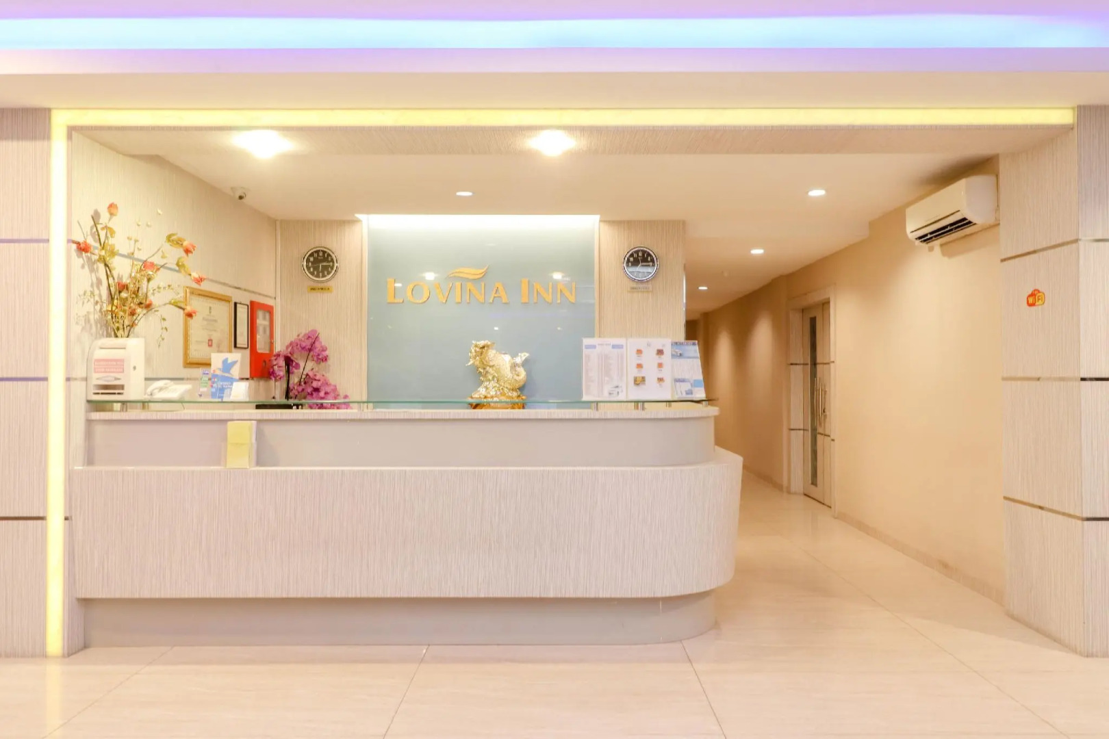 Lovina Inn Hotel Batam