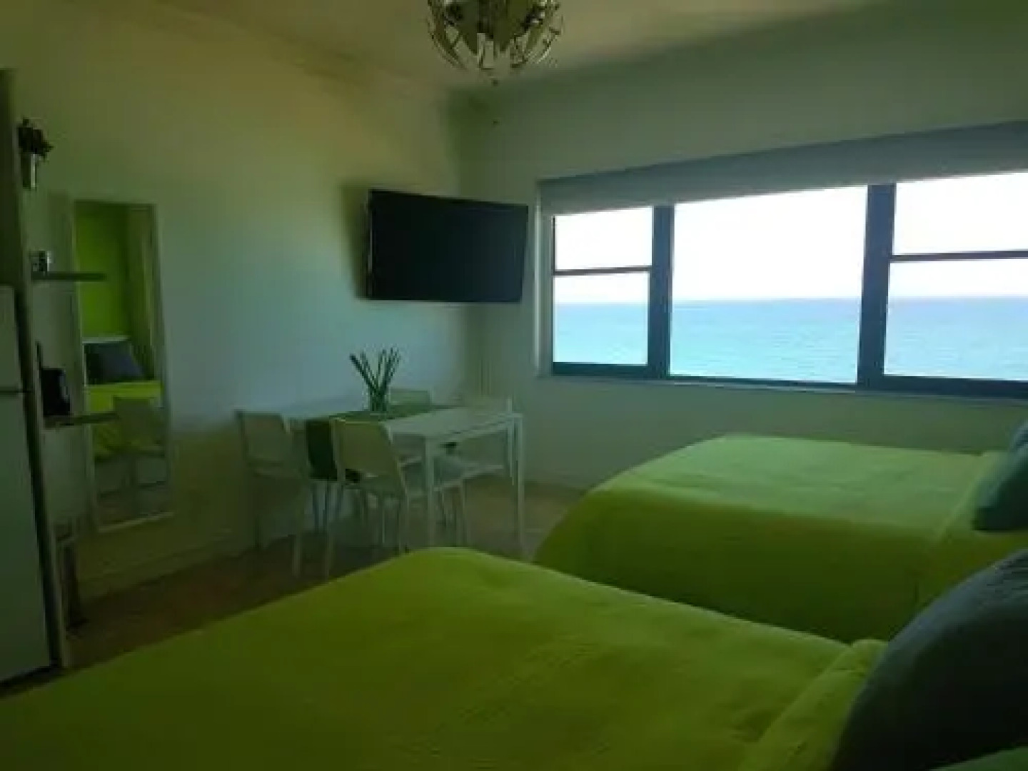 Miami Beach Suncoast Apartment III