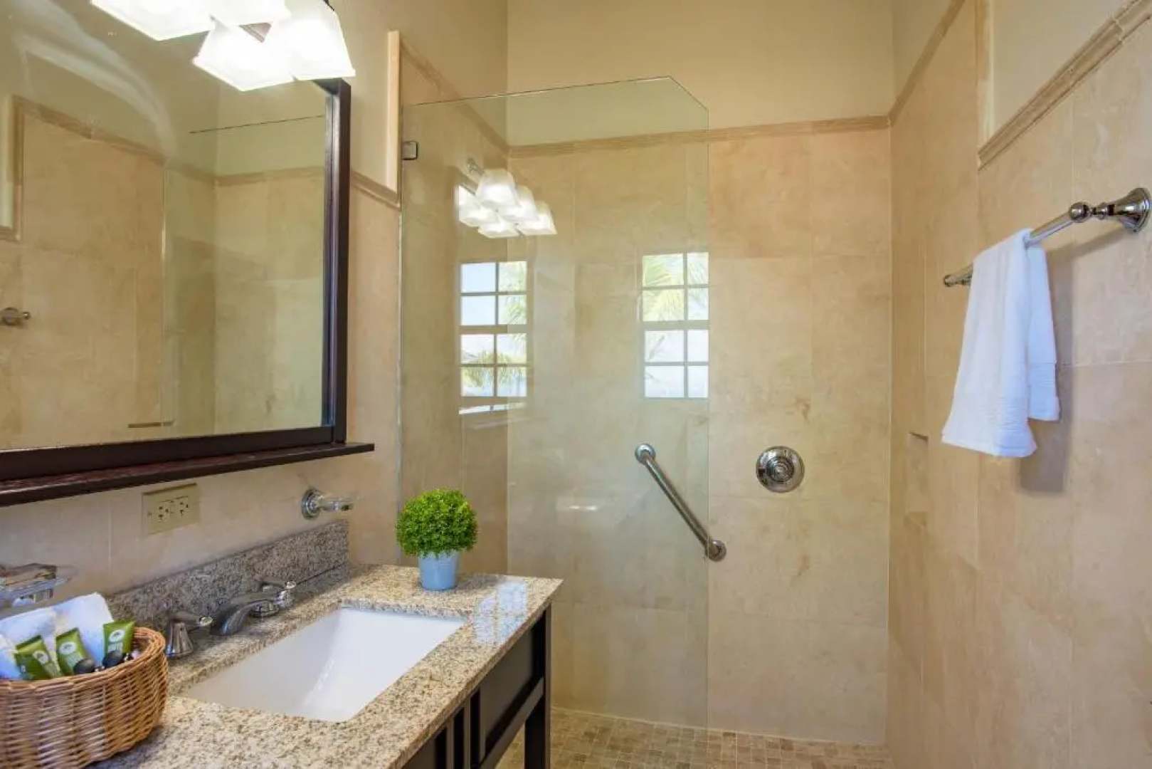 Bayview Vacation Apartments