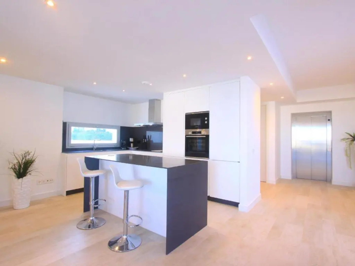 2288 new modern penthouse with privat pool