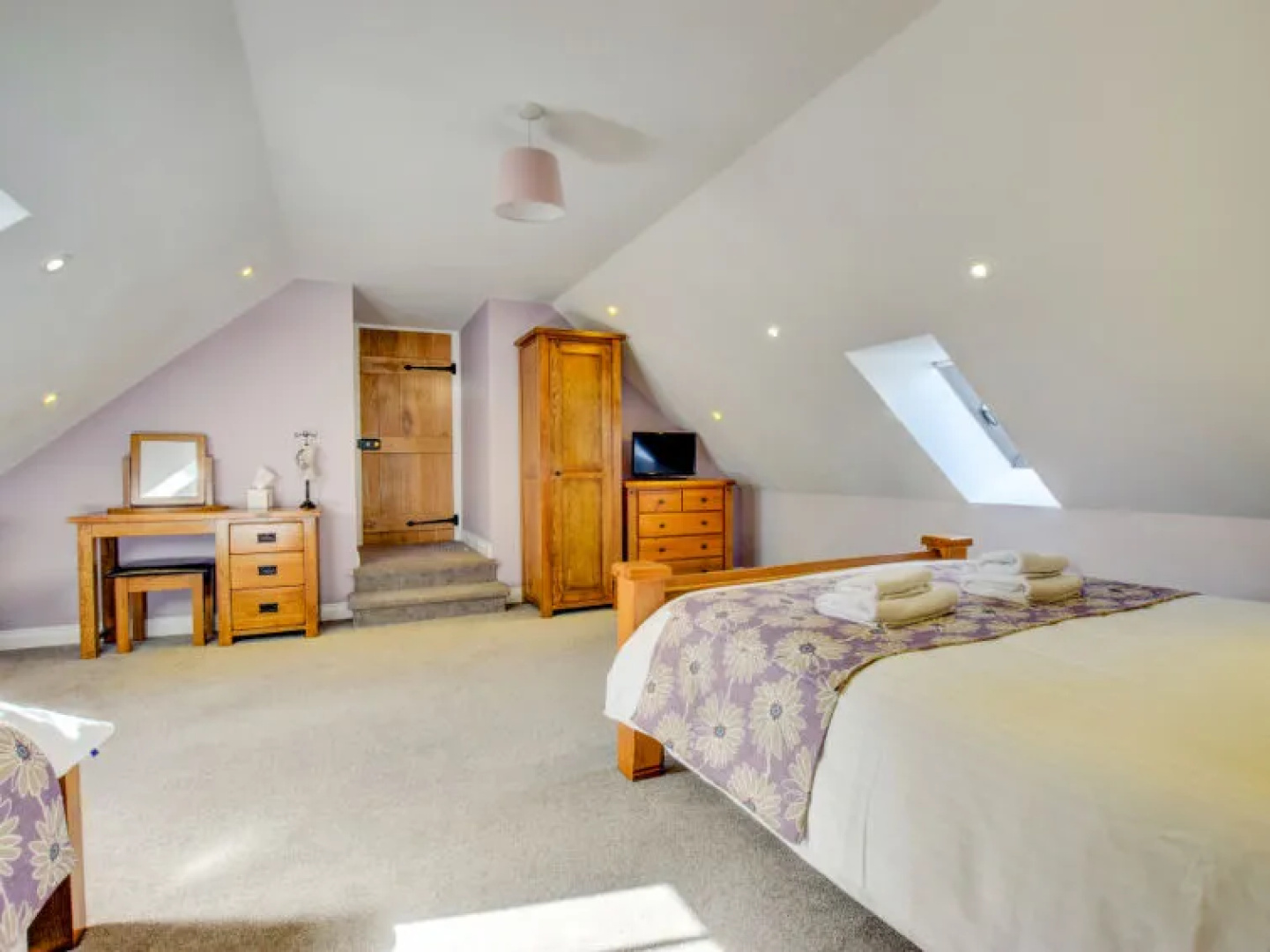 Holiday Home Sgubor yr Onwydden
