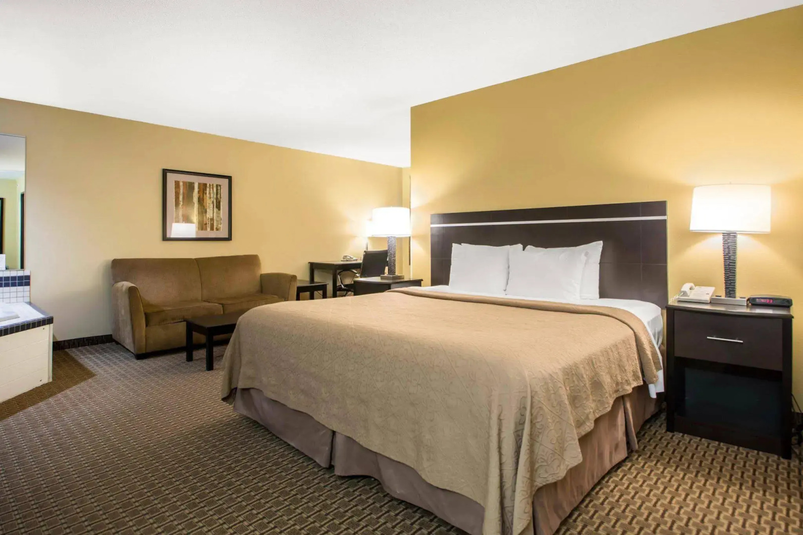 Quality Inn & Suites Sun Prairie Madison East