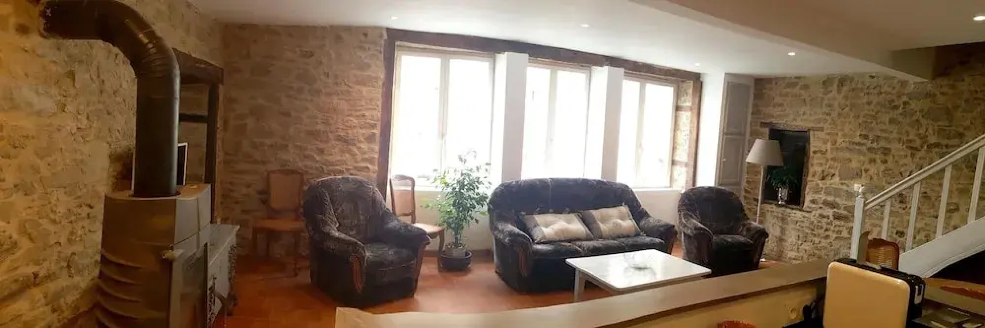 House With 2 Bedrooms in La Porcherie, With Enclosed Garden and Wifi