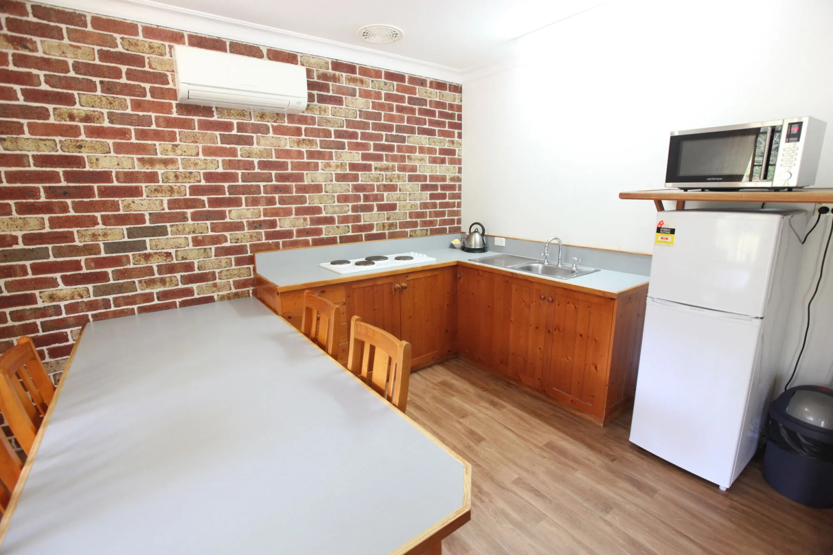 Federation Gardens and Possums Hideaway