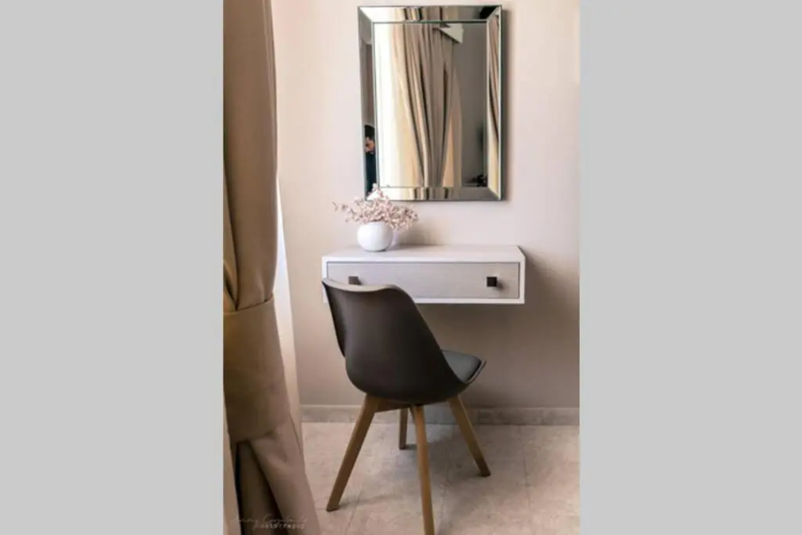 Remvi Deluxe Apartment 202 with Sea View