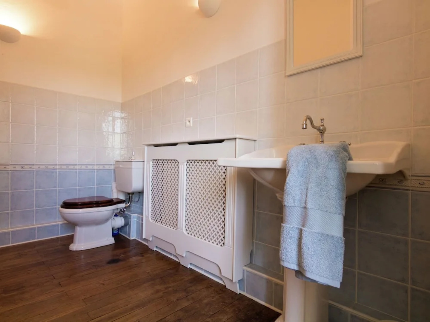 Upscale Mansion in Brouchaud With Views Across Private Pool