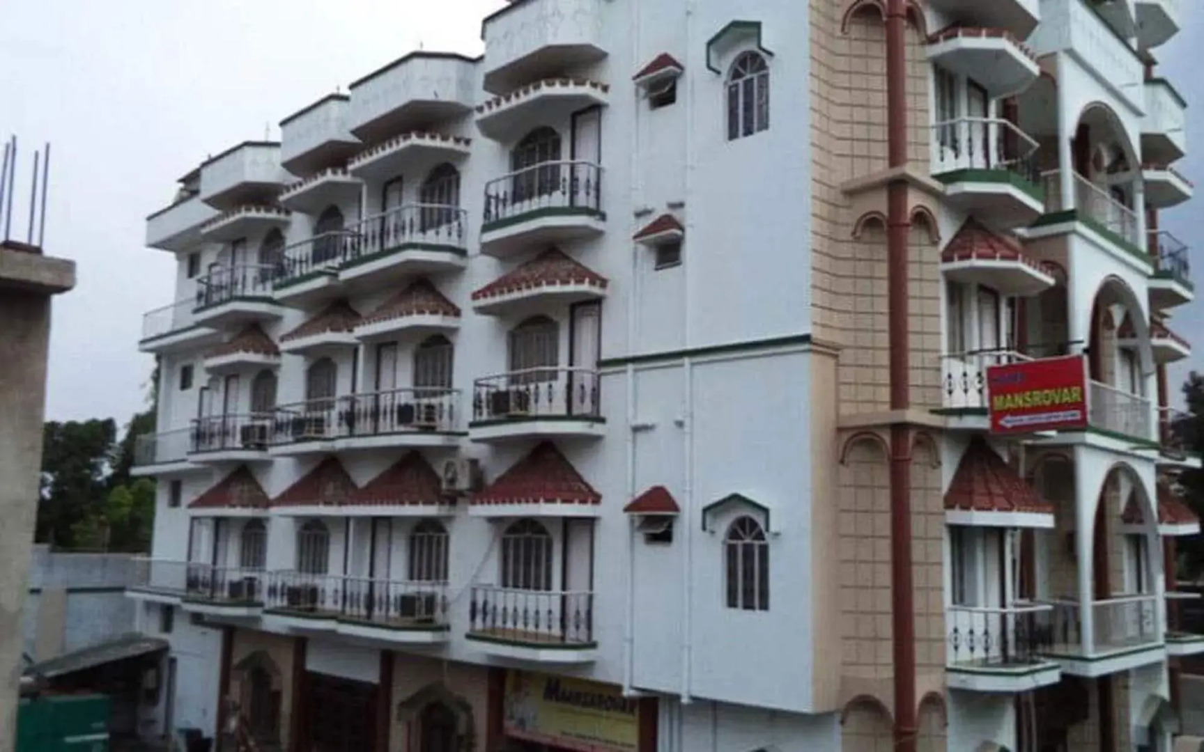 Hotel Mansarovar