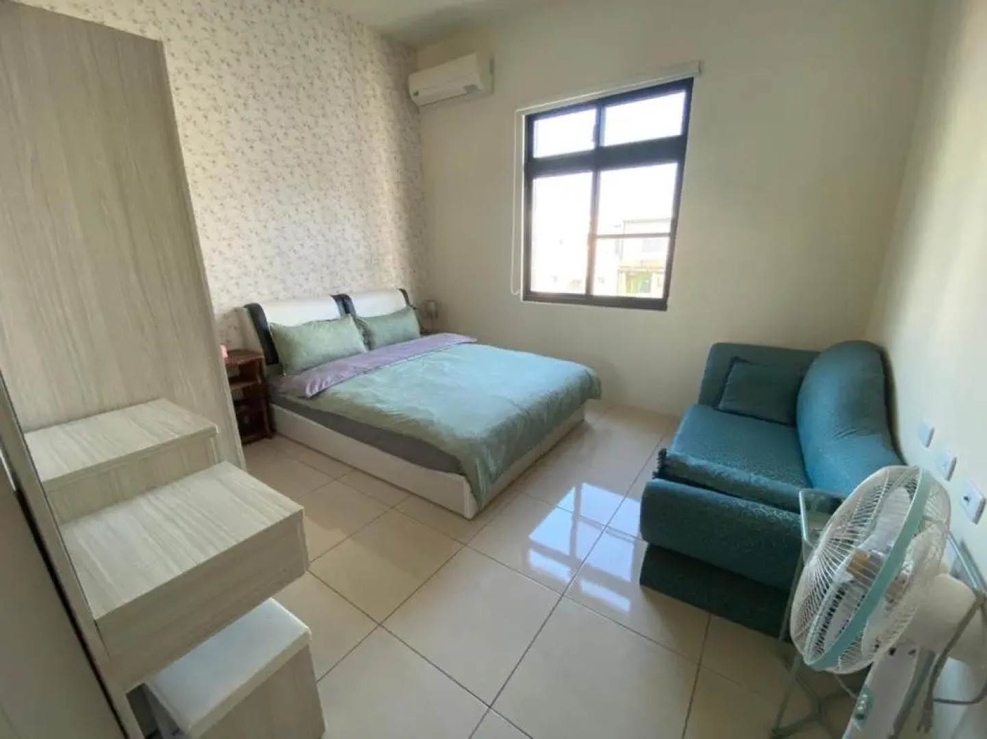 The Way Hostel & Bar