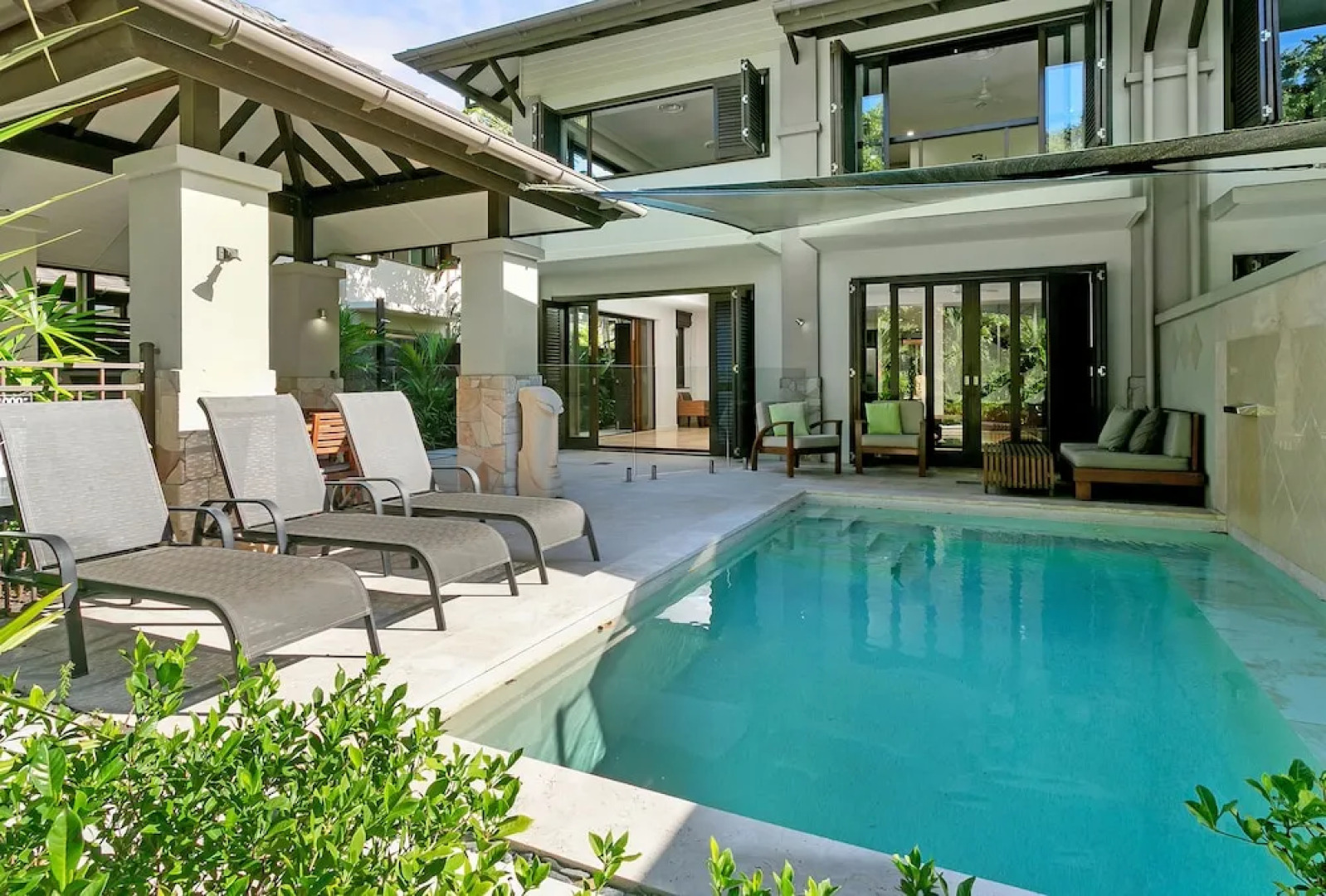 Seascape Holidays at Seascape Temple