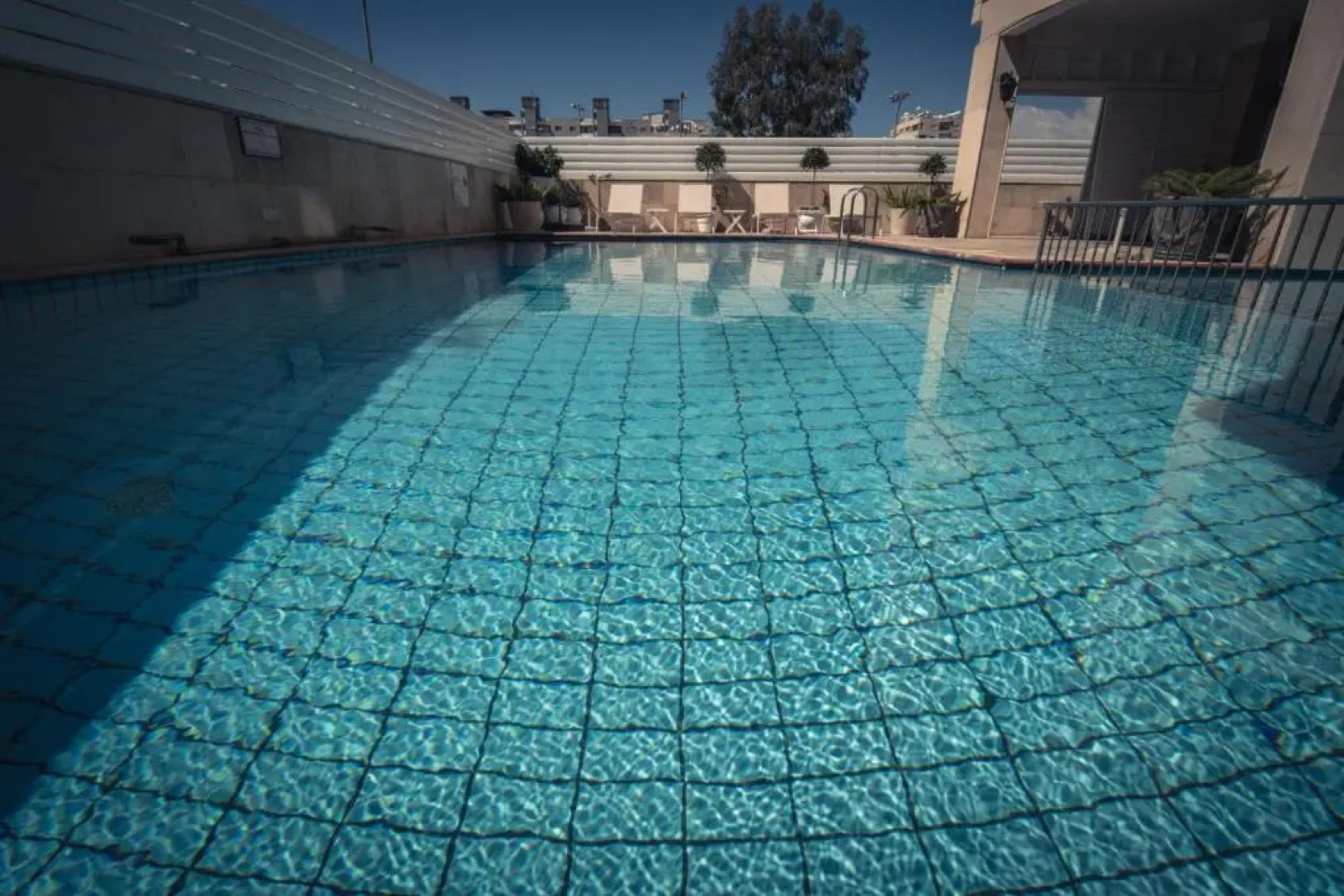 Chrielka Hotel Apartments