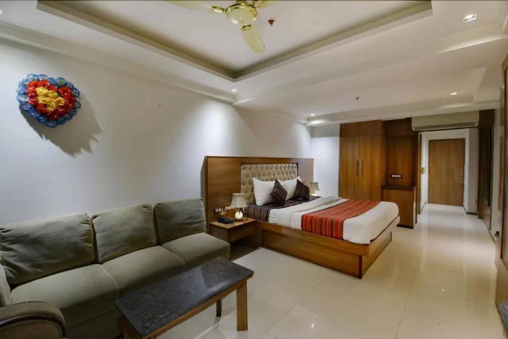 Hotel Lotus Paradise