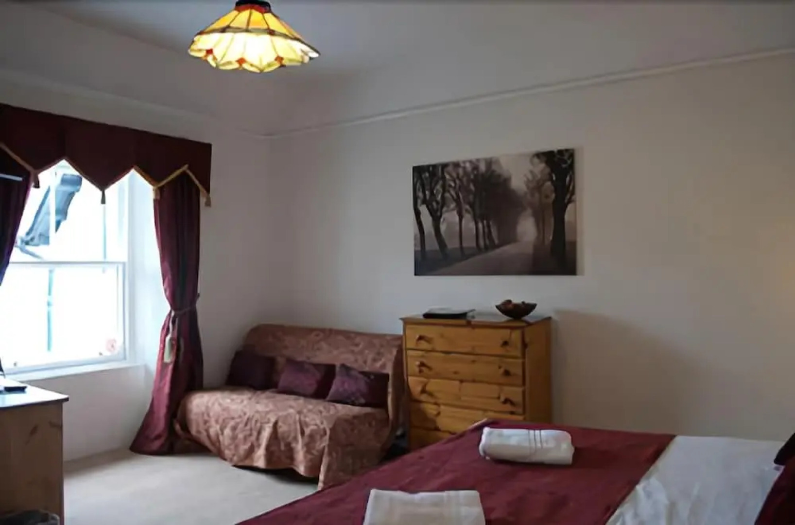 The Bridge Of Lochay Hotel