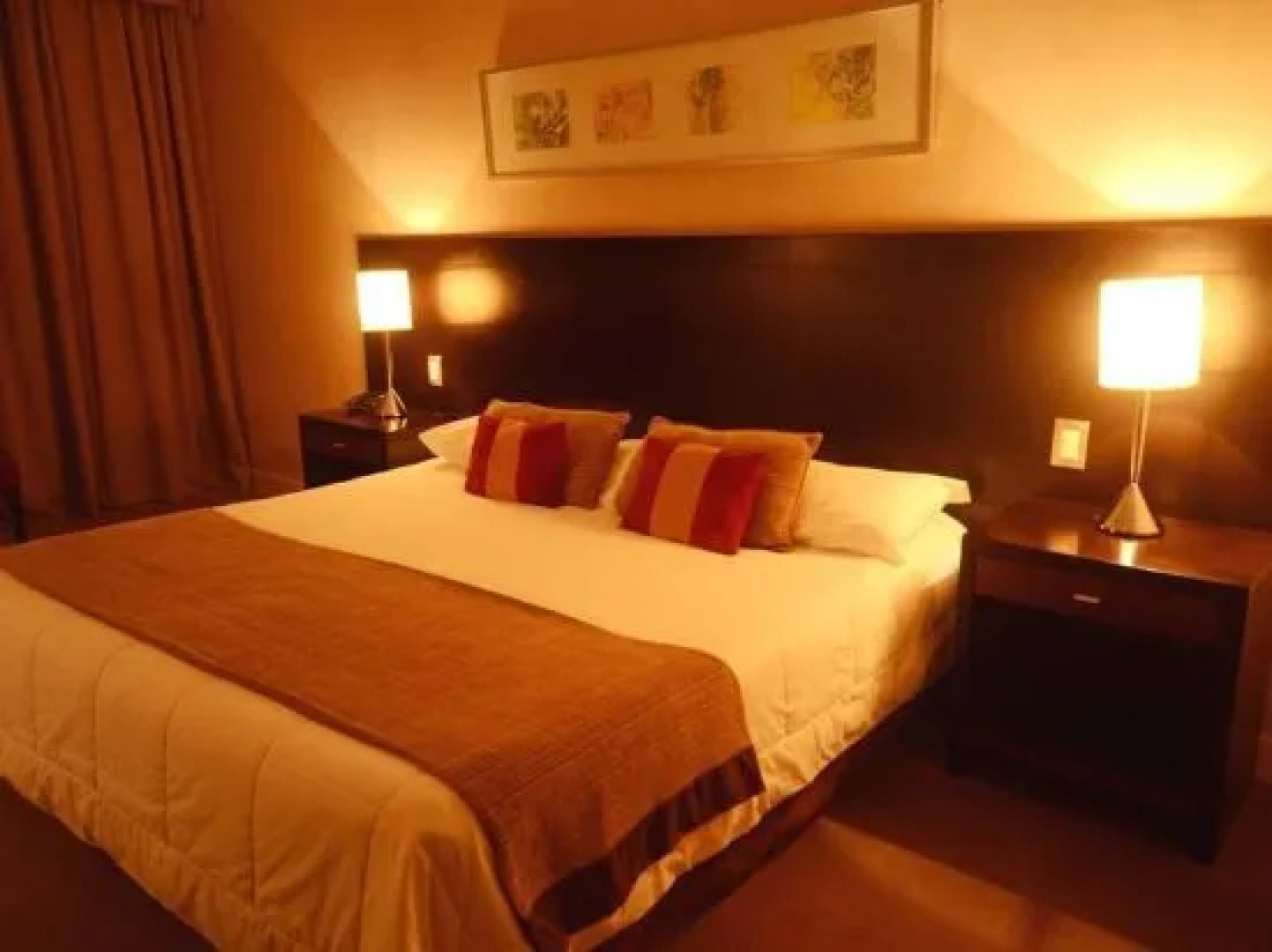 Howard Johnson by Wyndham Plaza Hotel Mayorazgo