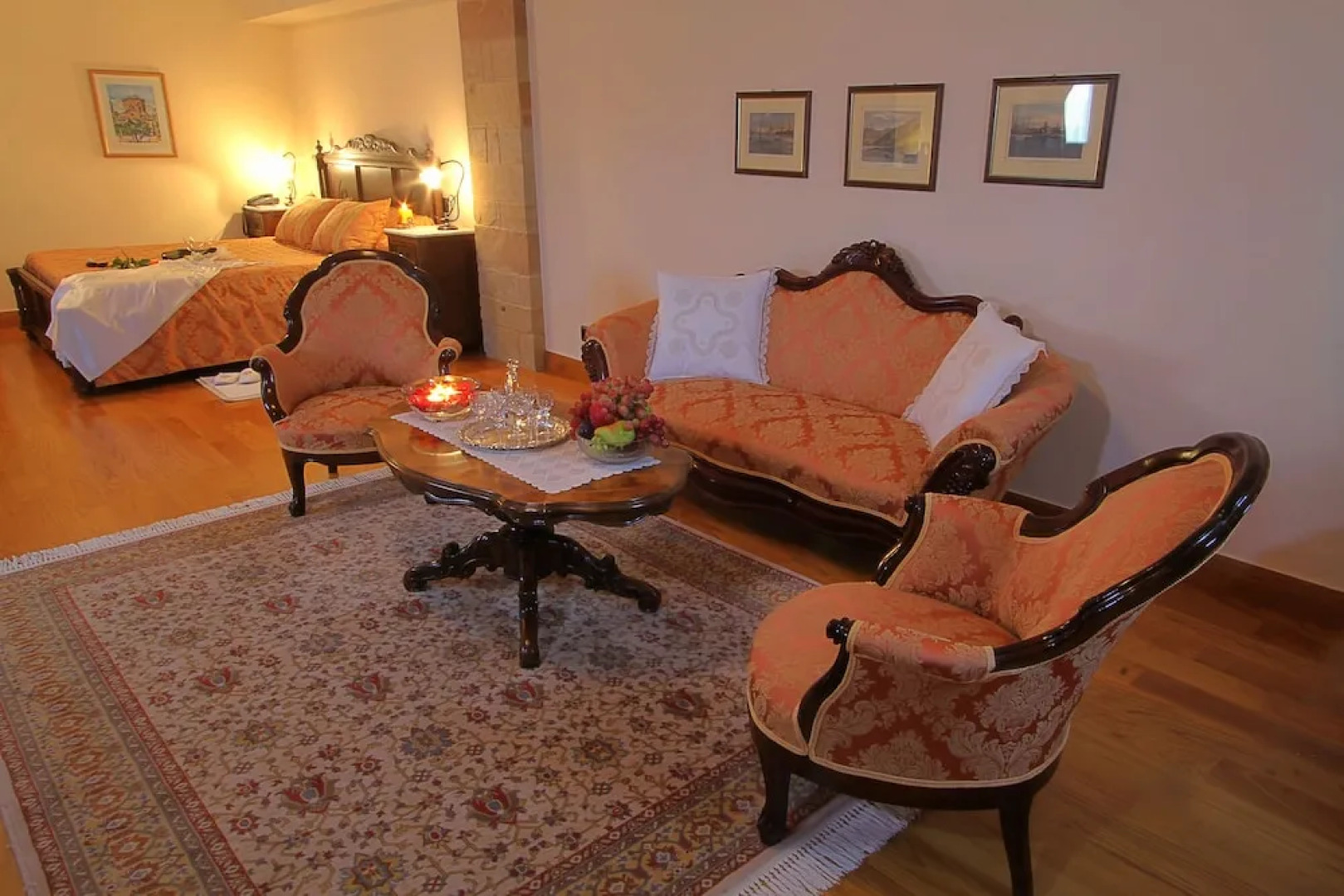 Argentikon Luxury Suites