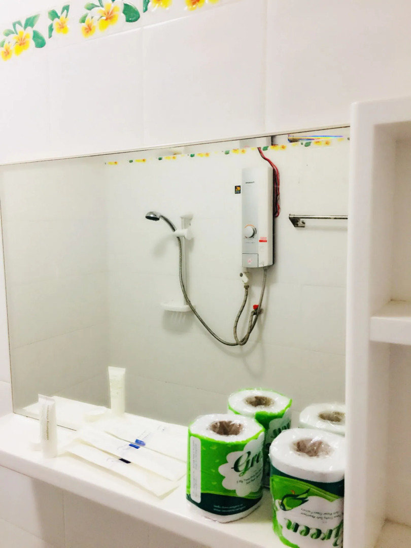 Mountain View Riverside Boutique Hotel