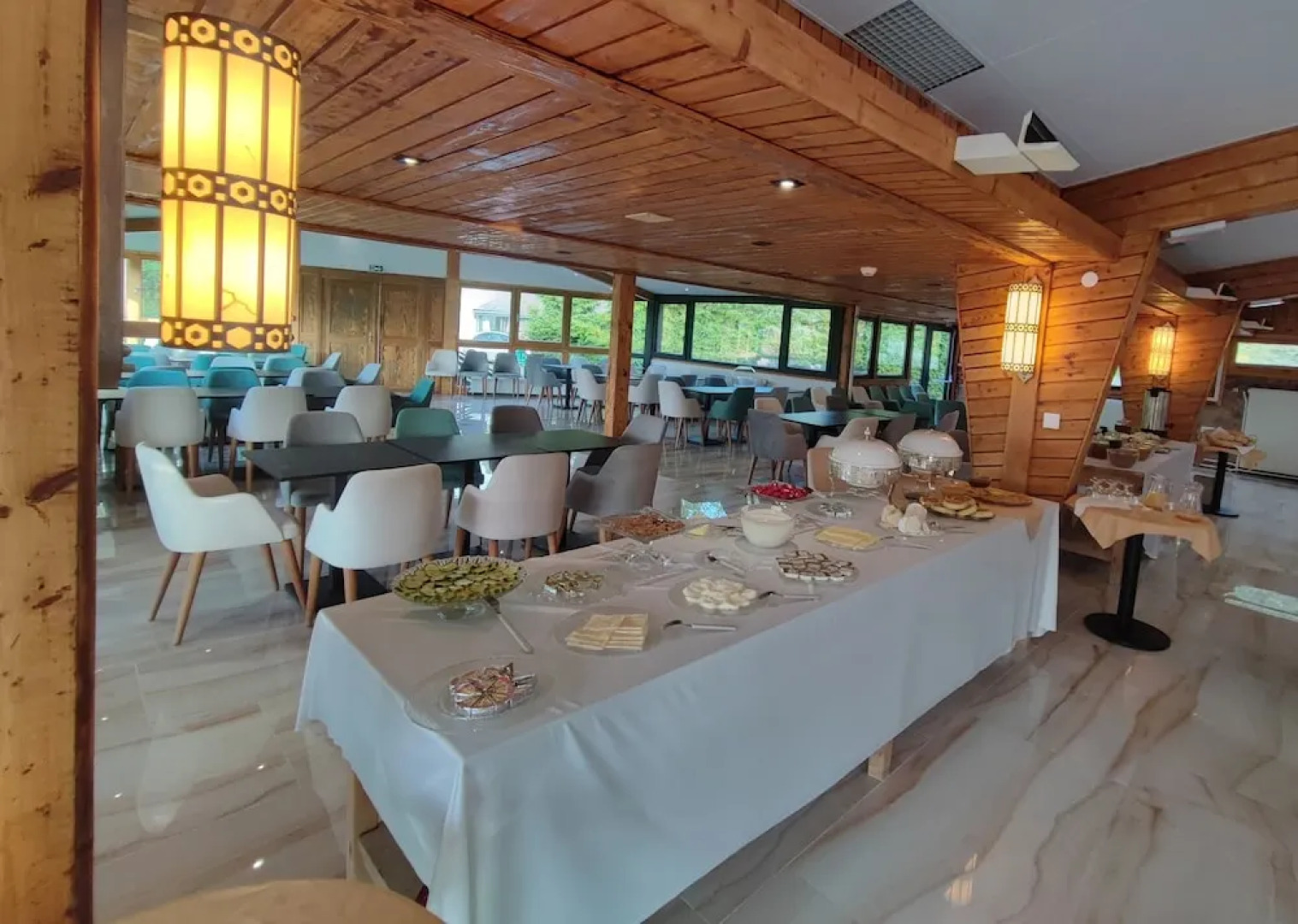 Hôtel Parc & Spa les Cigognes