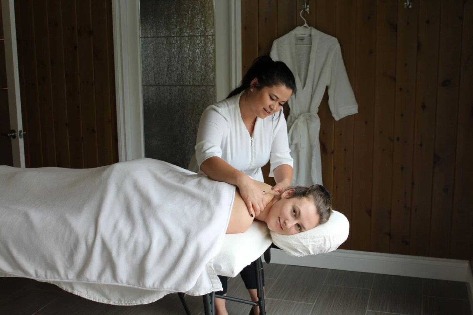 Sportsman's Inn Resort & Marina