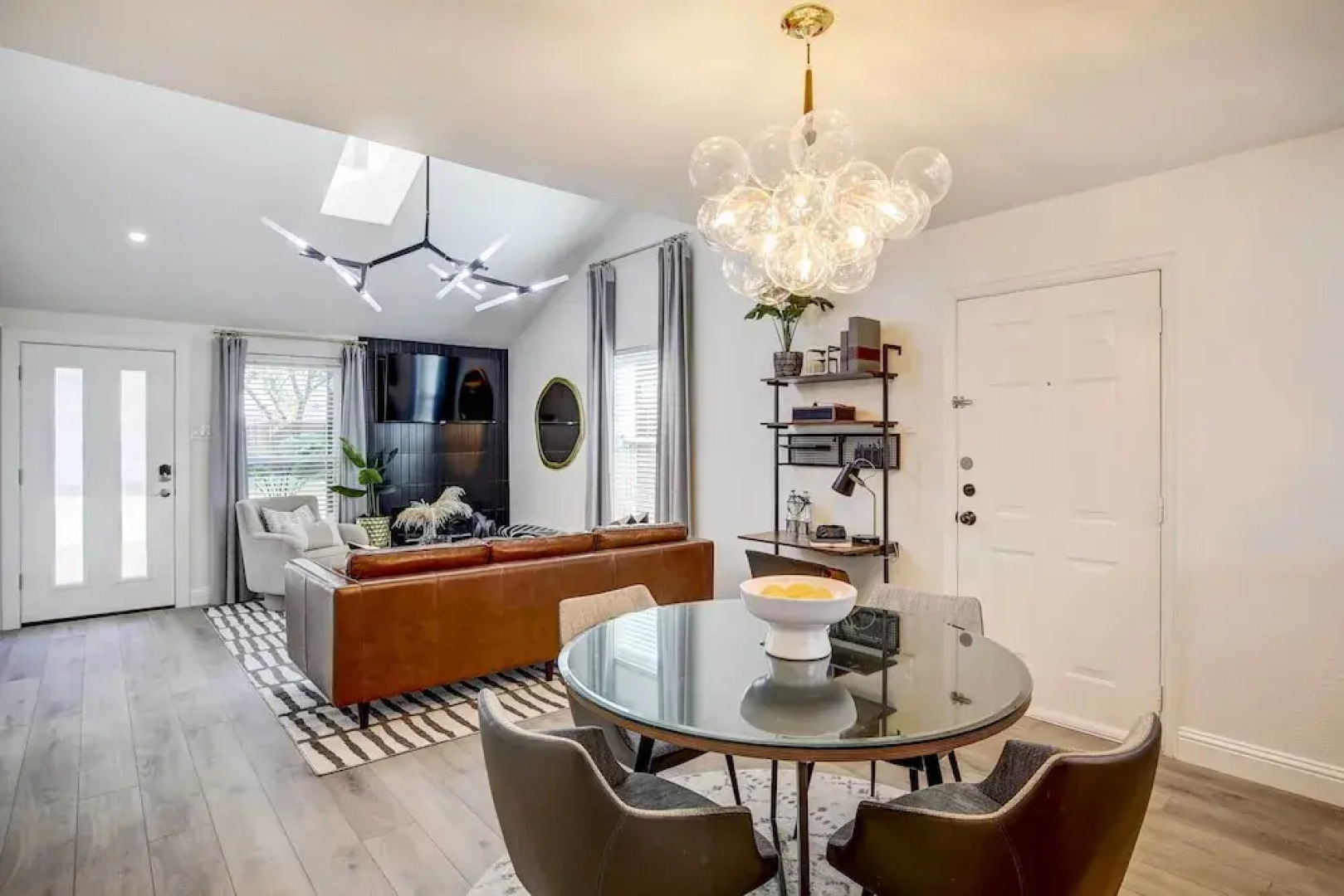 Stylish Allen Home Near Watters Creek Village