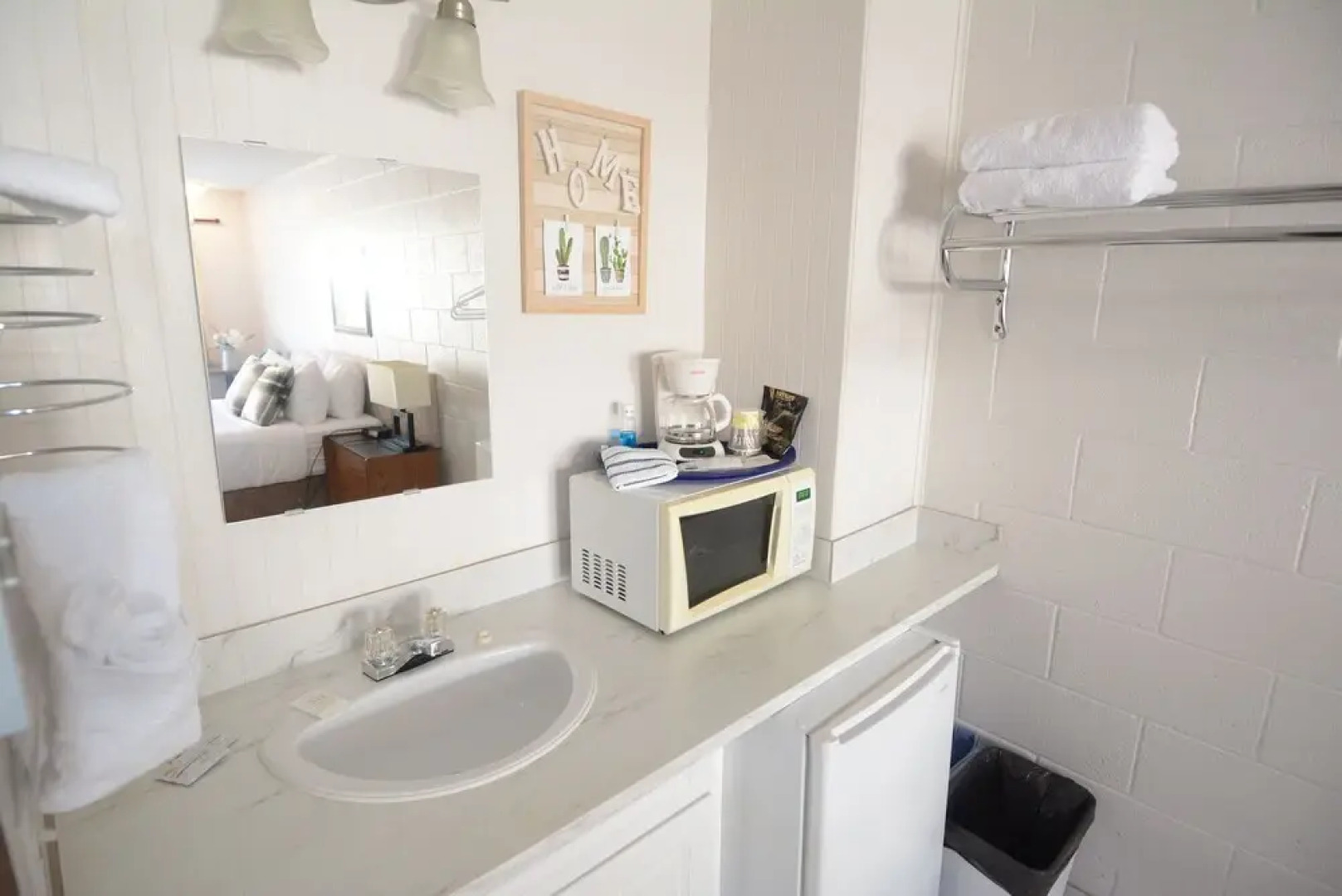 Christina Lake Motel and RV Park