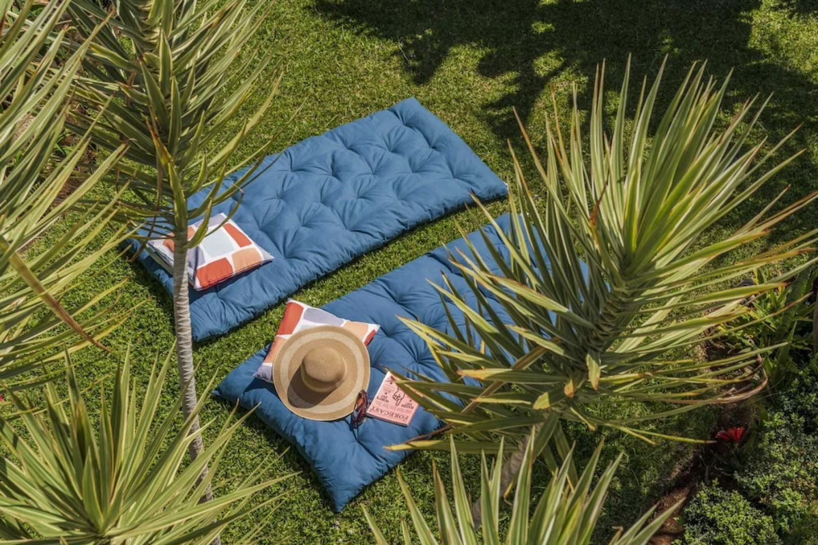 Pool, Garden and sea View - Villa Hibiscus