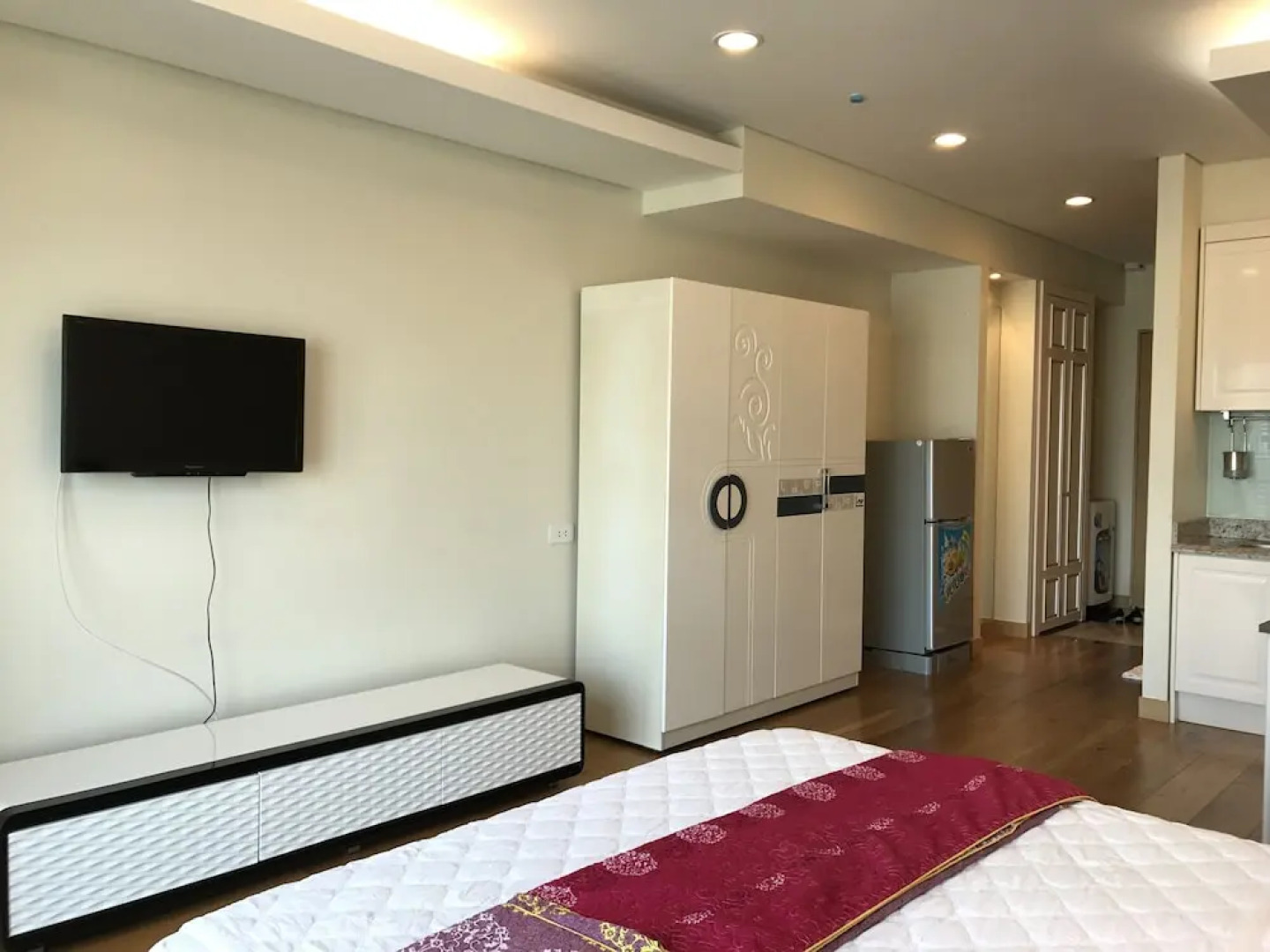 Handy Beach Apartment