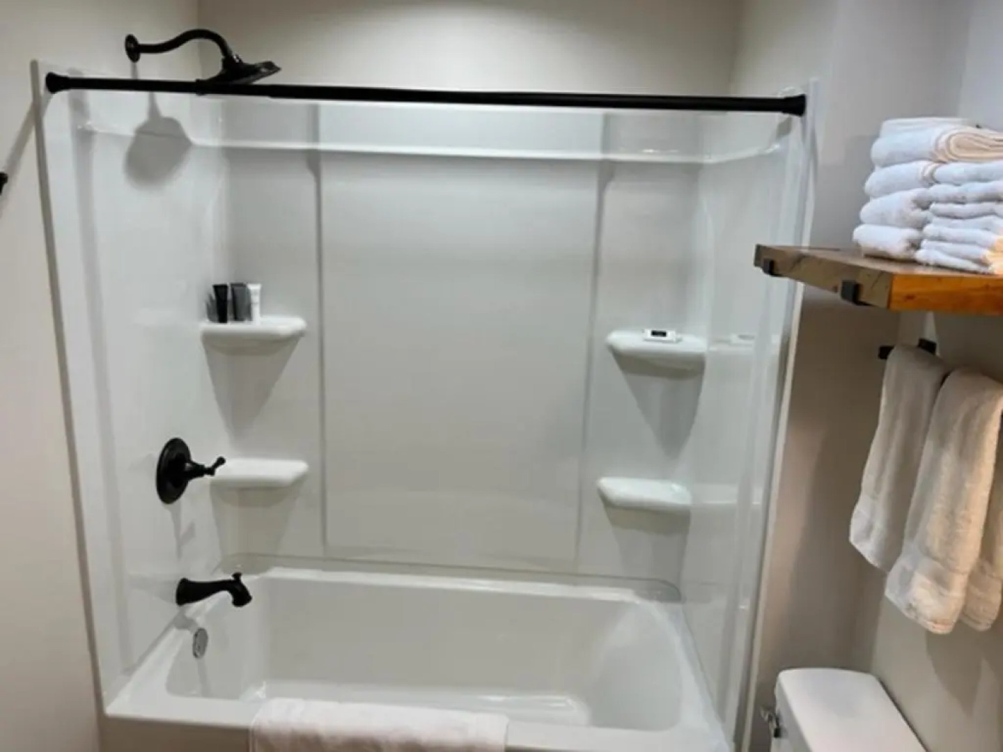 Greeter Falls Lodge Unit 2