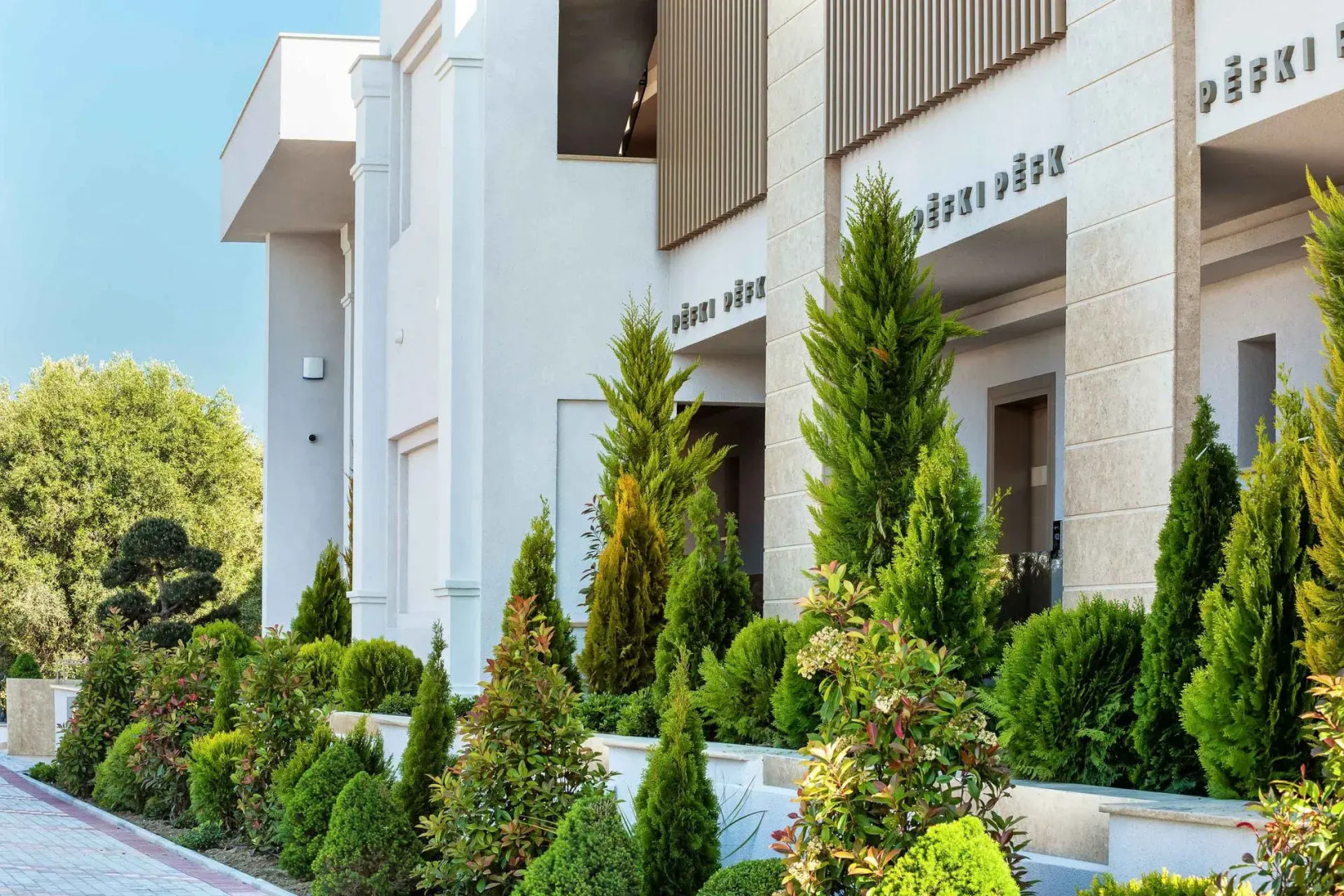 Pefki Deluxe Residences