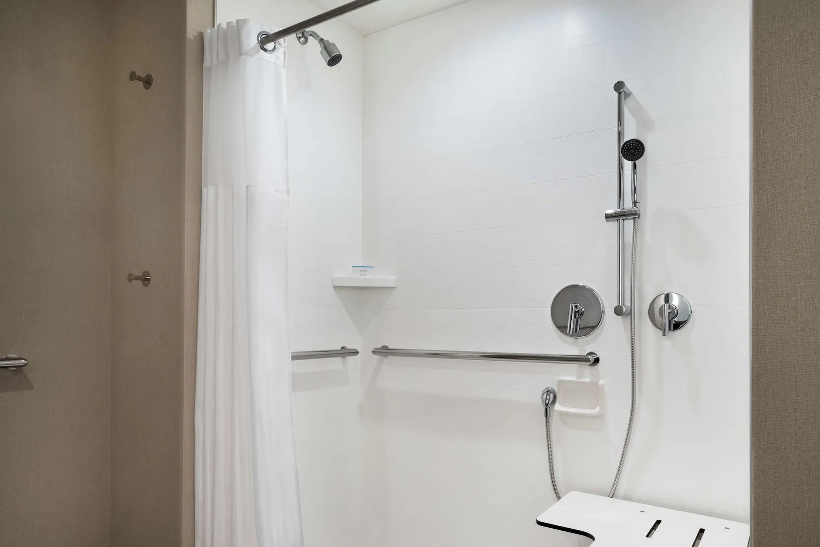 Hilton Garden Inn Milwaukee Brookfield Conference Center, WI