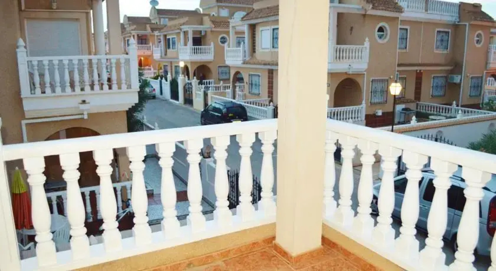 HomeRez - Holiday Home Calle Ortosa